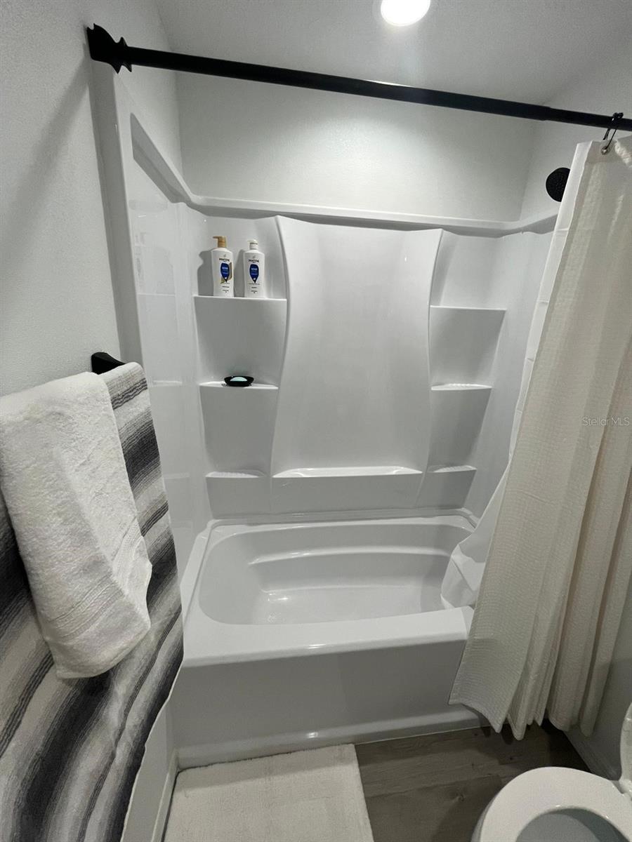 Image 11 of 19 For 5218 43rd Street