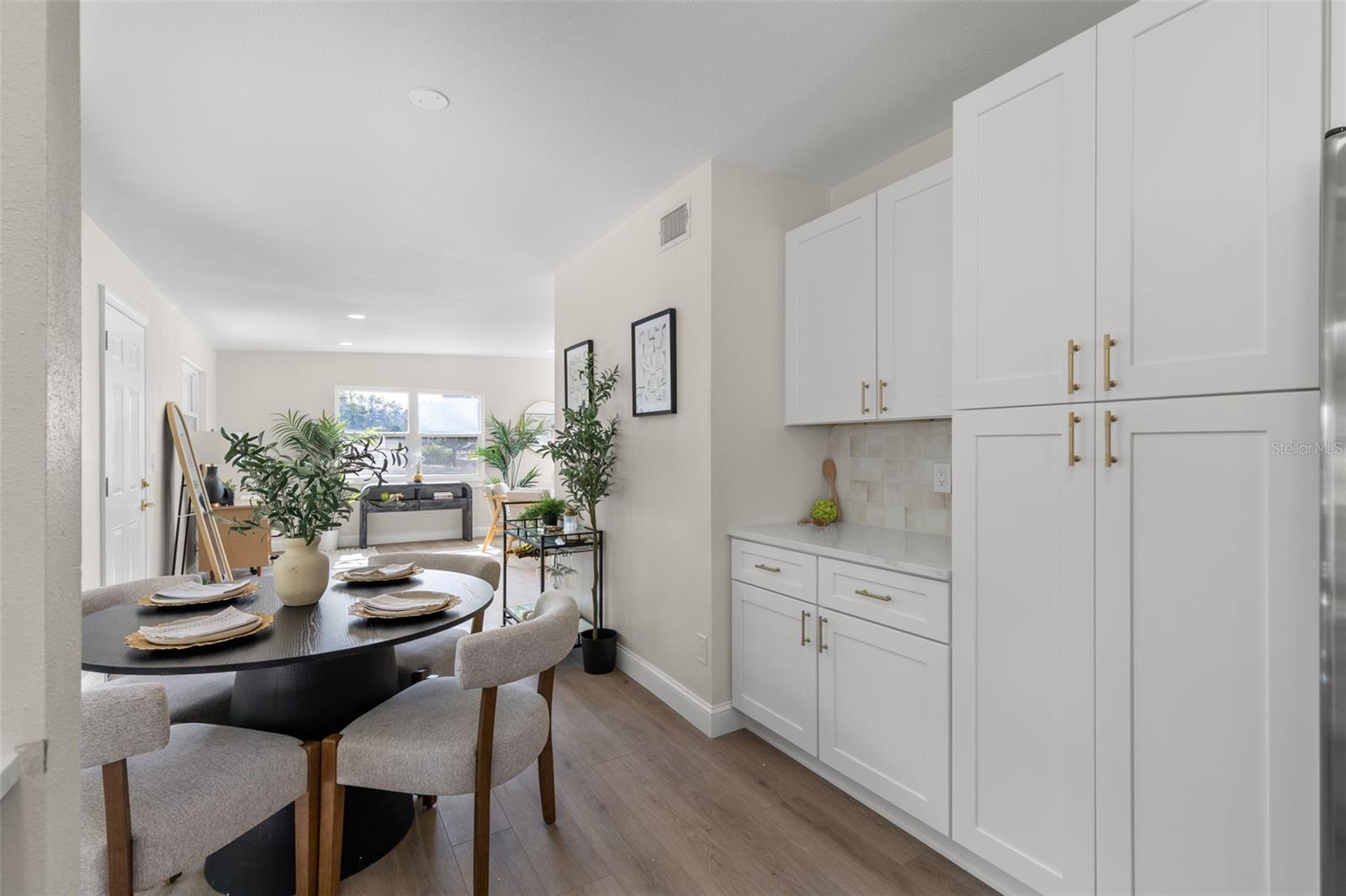 Image 8 of 27 For 5235 54th Avenue N