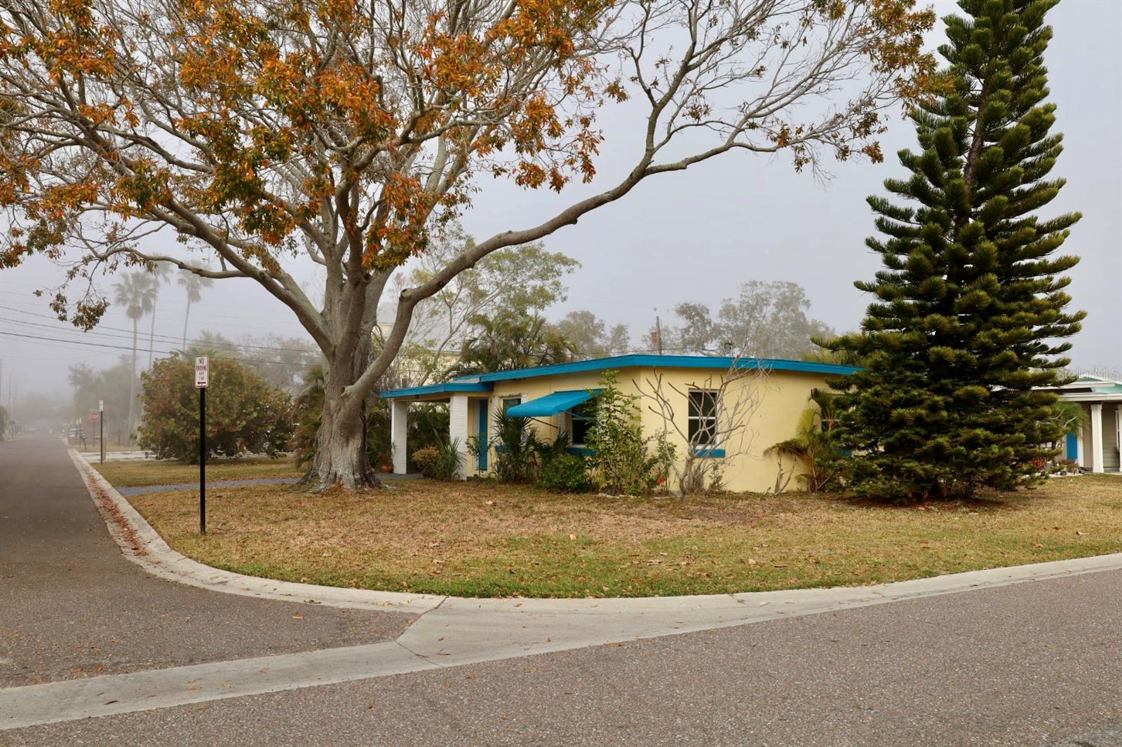 Image 2 of 15 For 200 10th Avenue