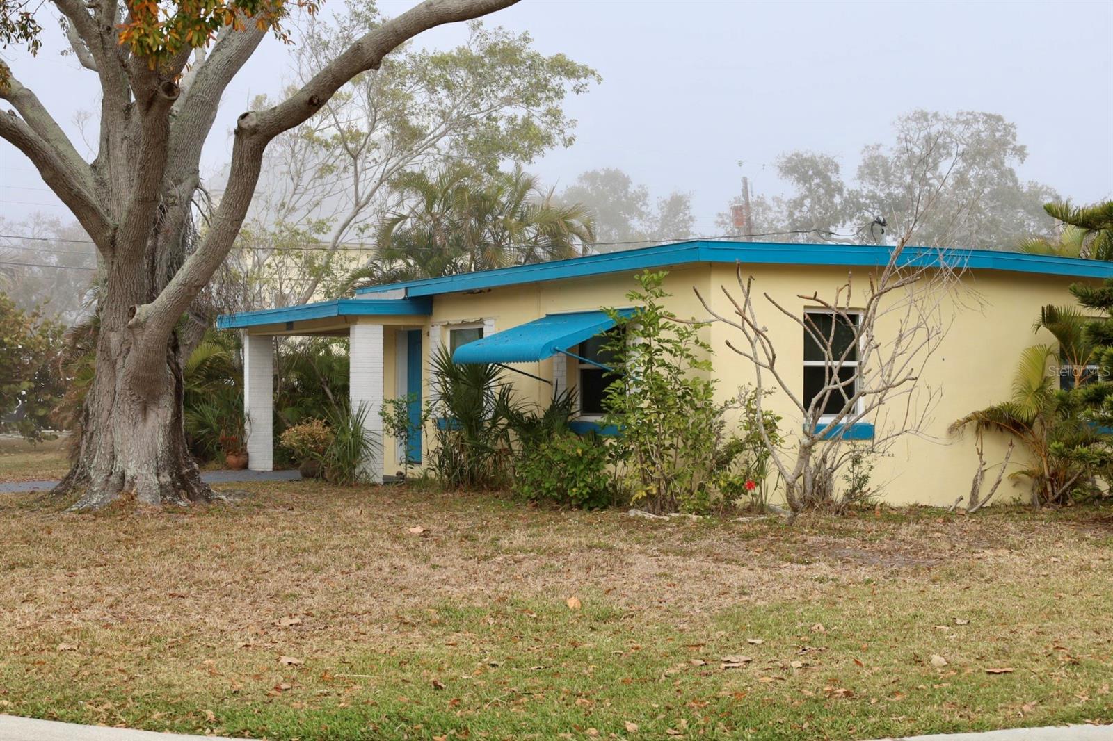 Image 3 of 15 For 200 10th Avenue