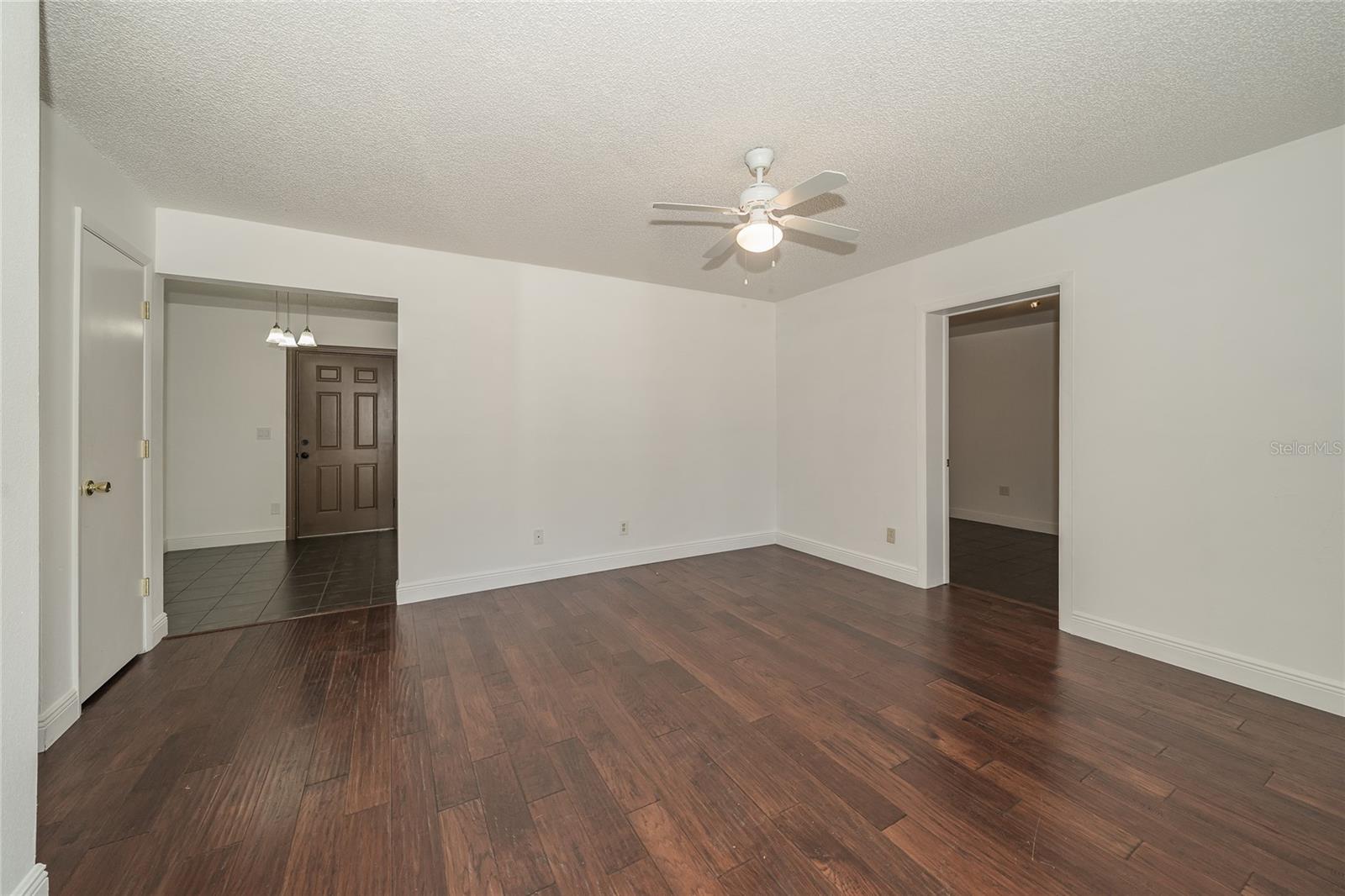 Image 13 of 42 For 3957 Whitedove Drive