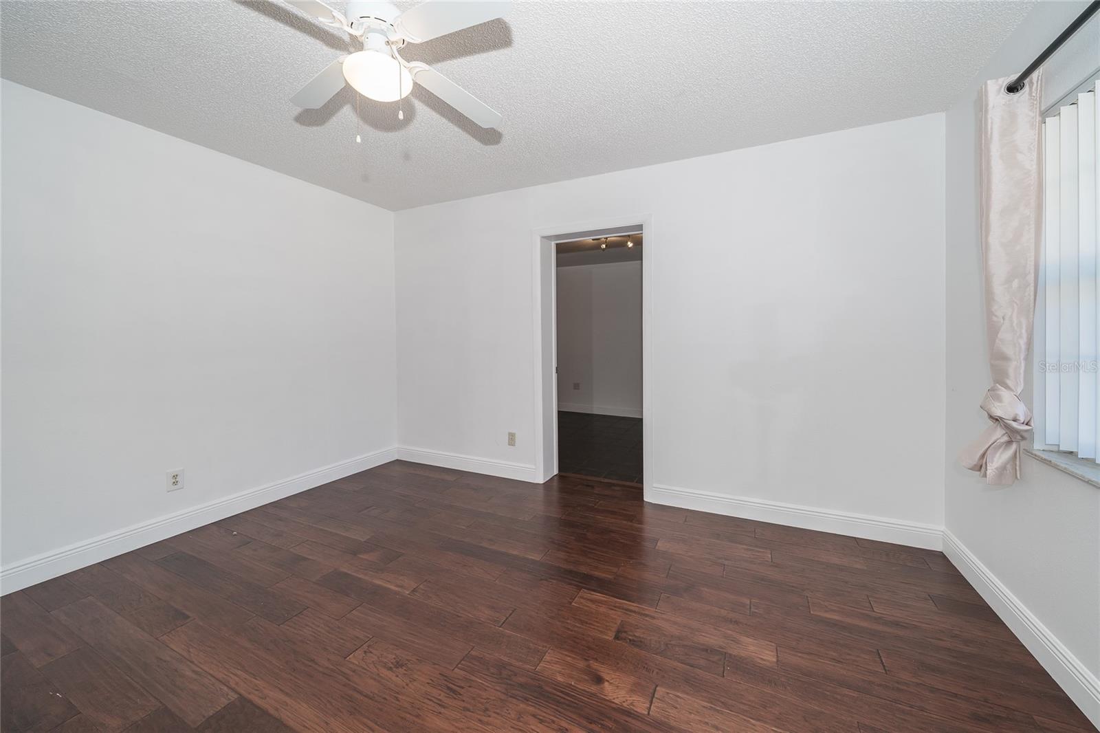 Image 16 of 42 For 3957 Whitedove Drive