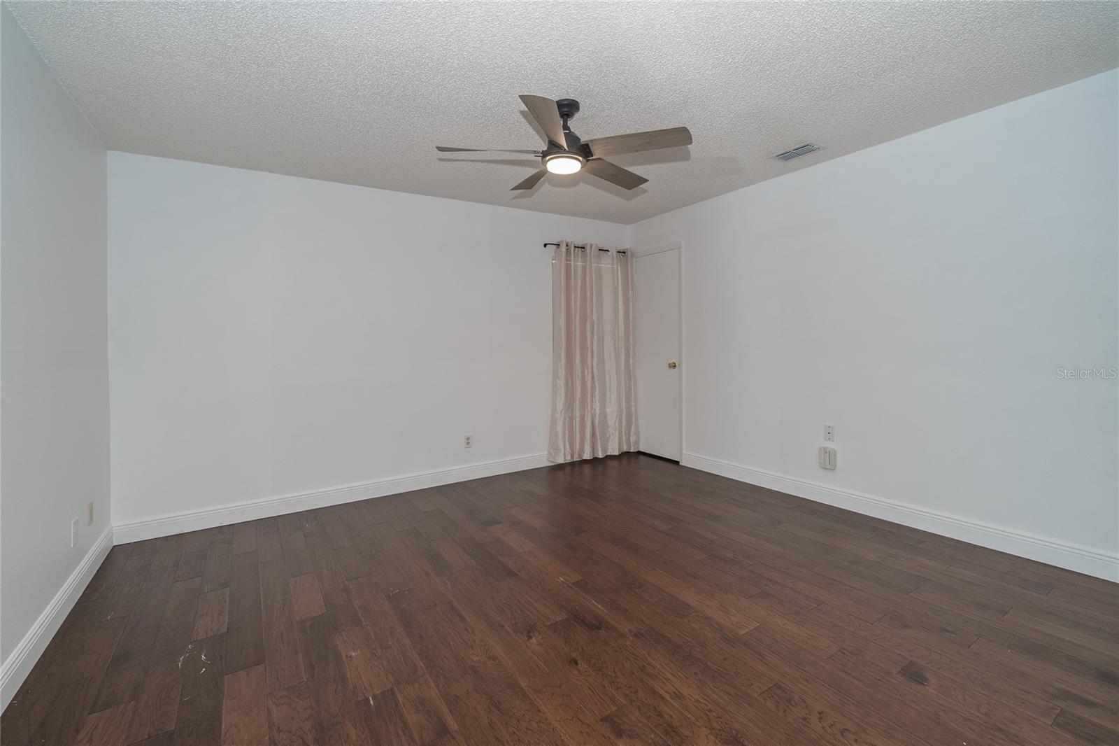 Image 17 of 42 For 3957 Whitedove Drive