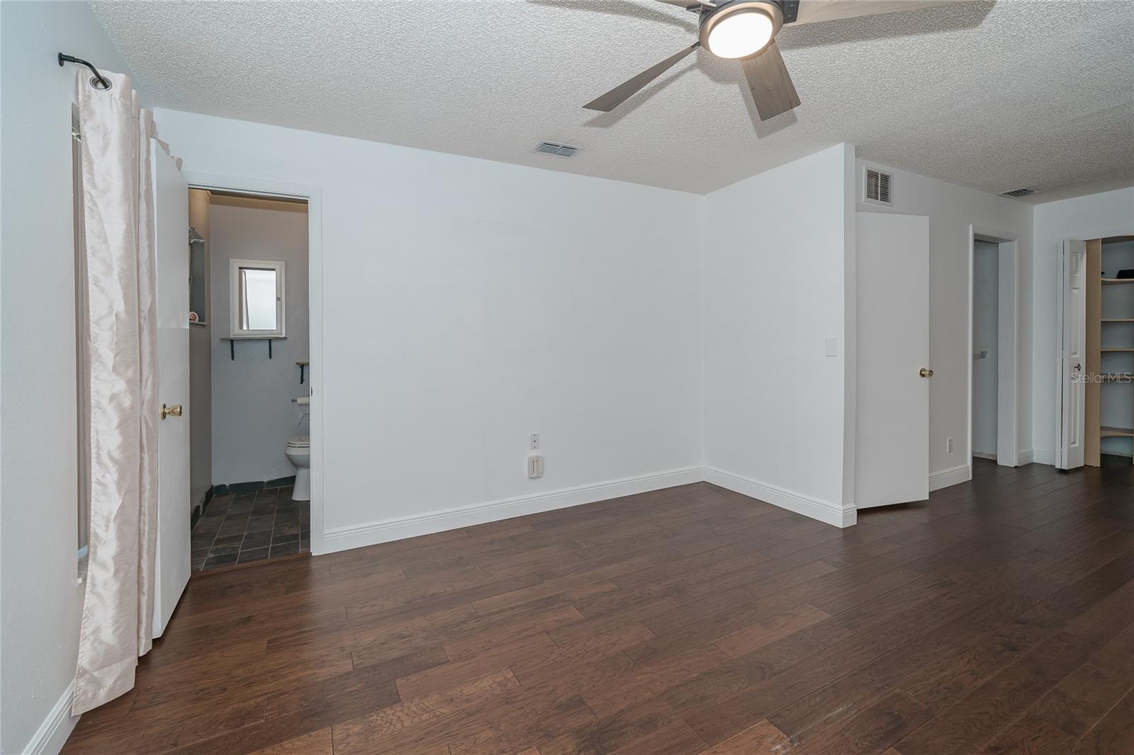 Image 29 of 42 For 3957 Whitedove Drive