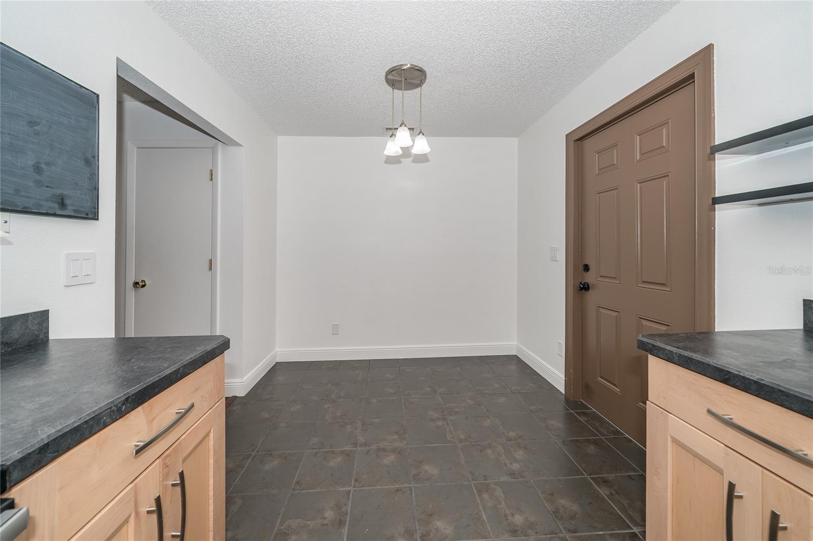 Image 8 of 42 For 3957 Whitedove Drive