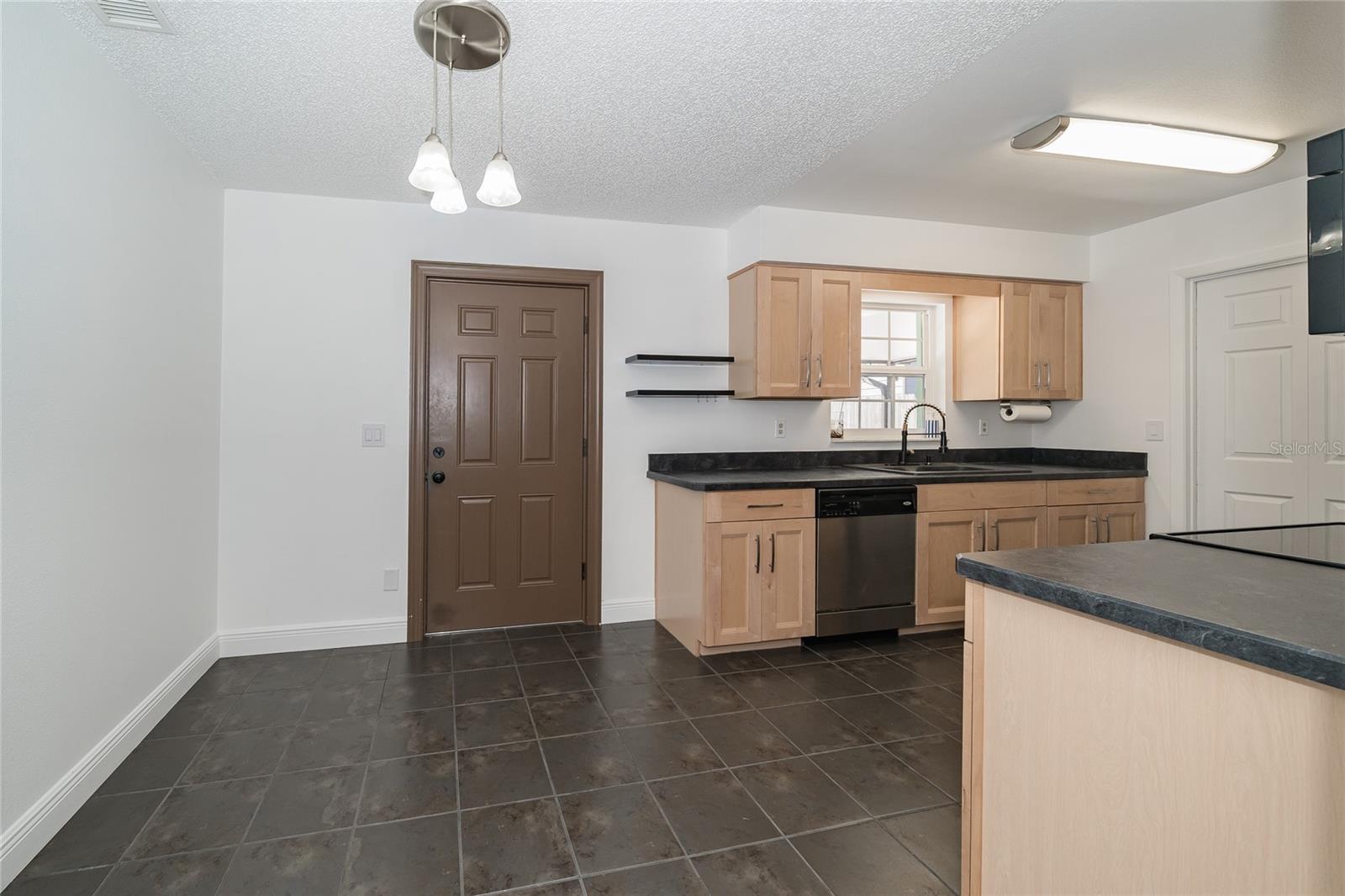 Image 9 of 42 For 3957 Whitedove Drive