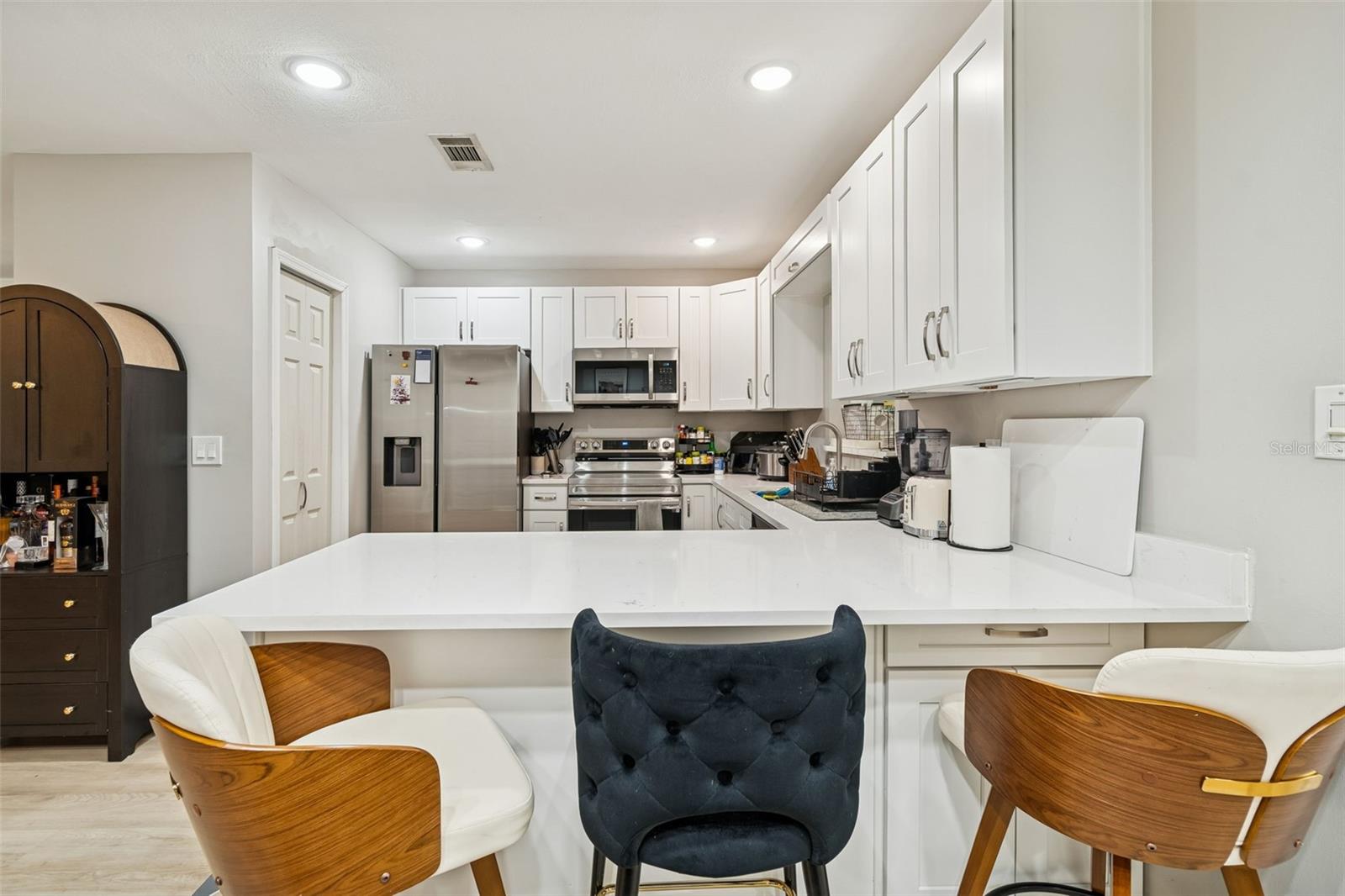 Image 18 of 73 For 2302 Arrawana Avenue