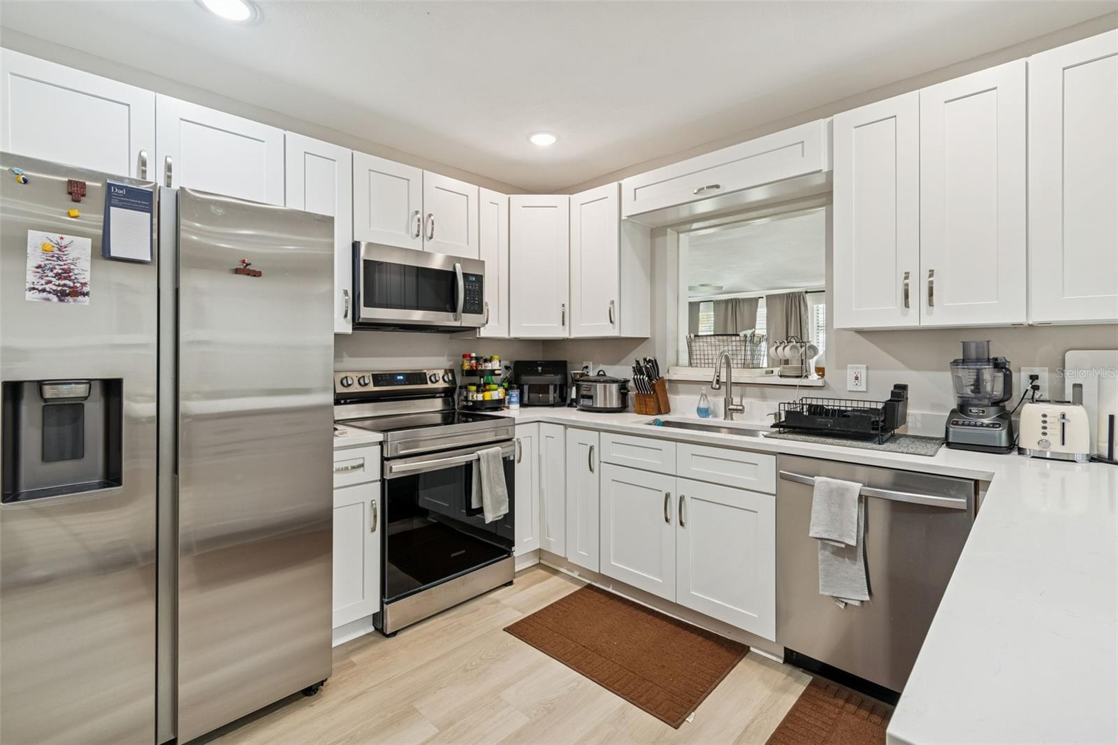 Image 20 of 73 For 2302 Arrawana Avenue