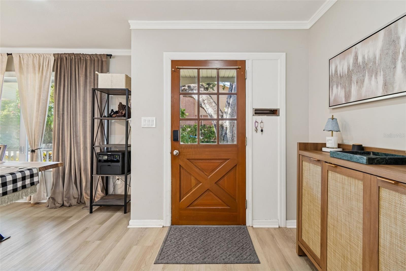 Image 3 of 73 For 2302 Arrawana Avenue