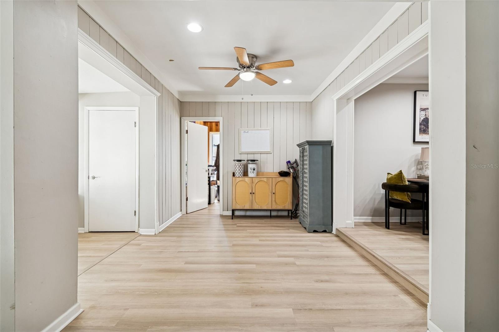 Image 30 of 73 For 2302 Arrawana Avenue