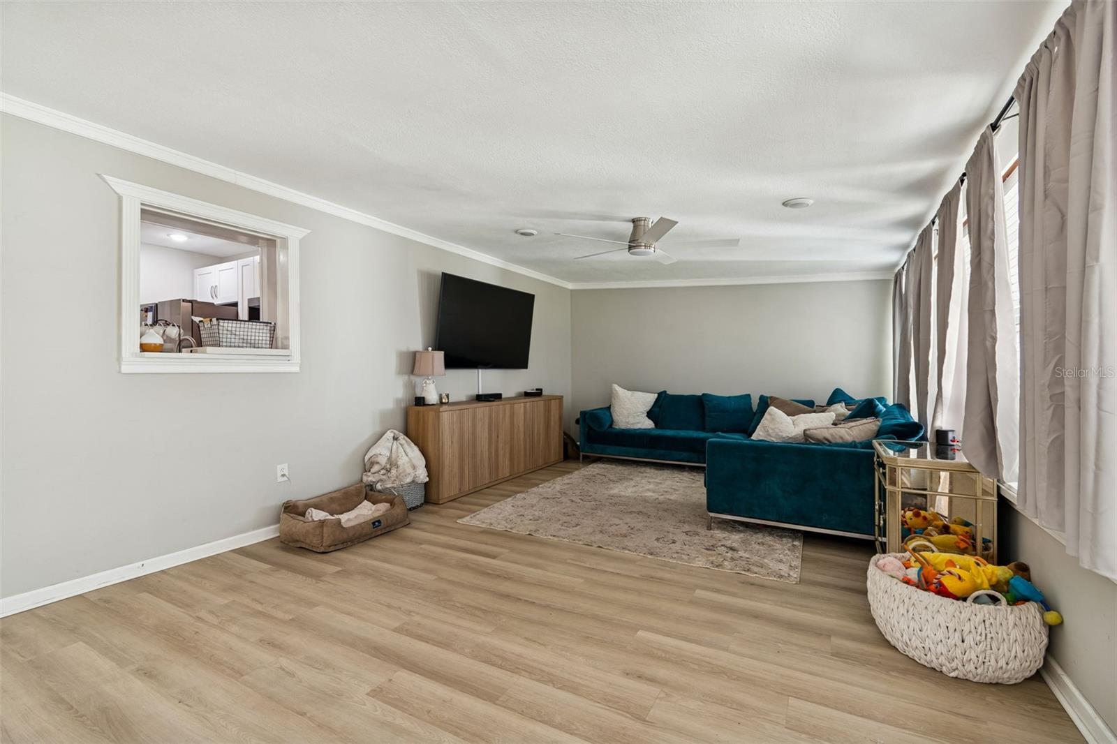 Image 34 of 73 For 2302 Arrawana Avenue