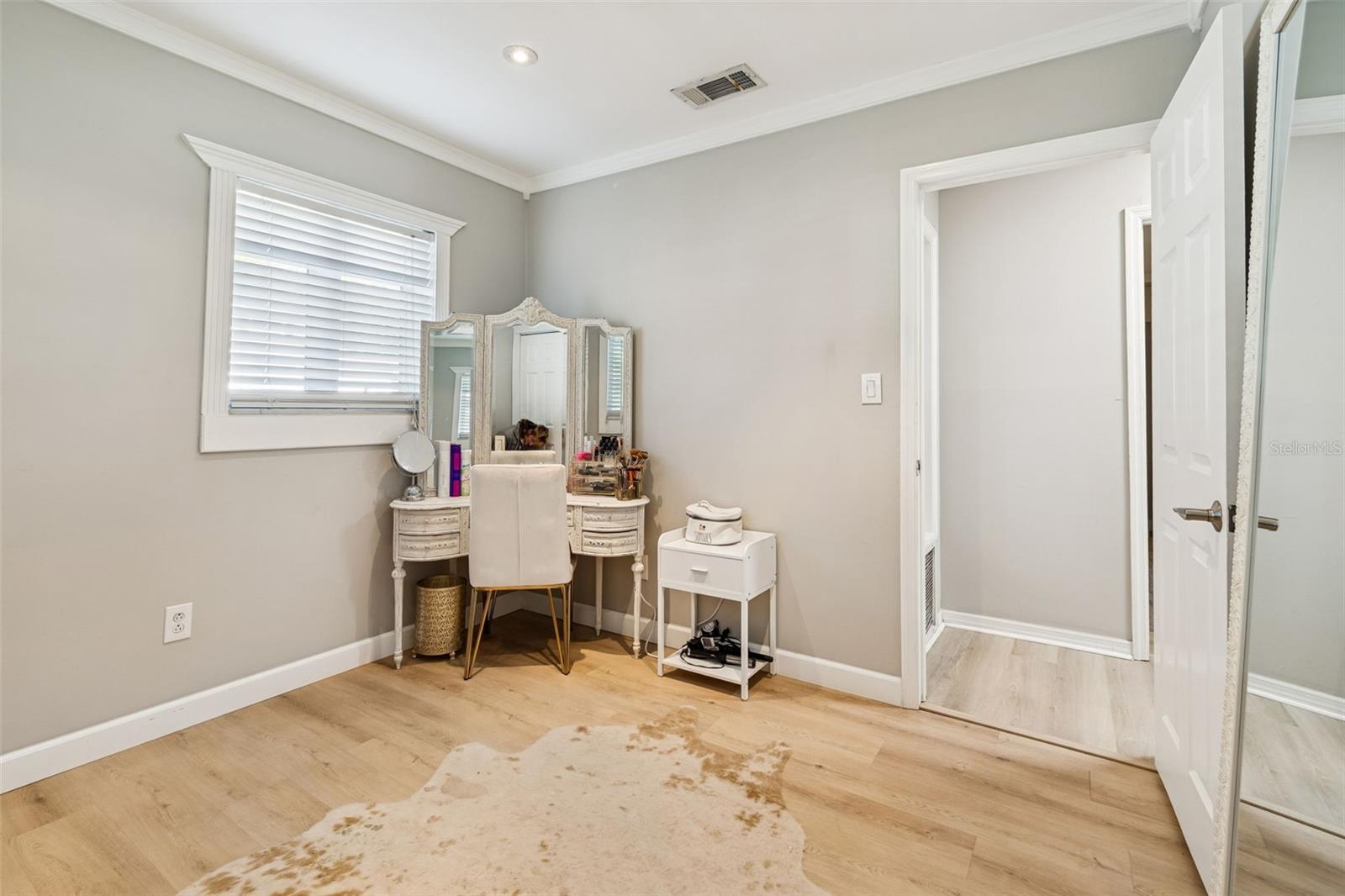 Image 47 of 73 For 2302 Arrawana Avenue