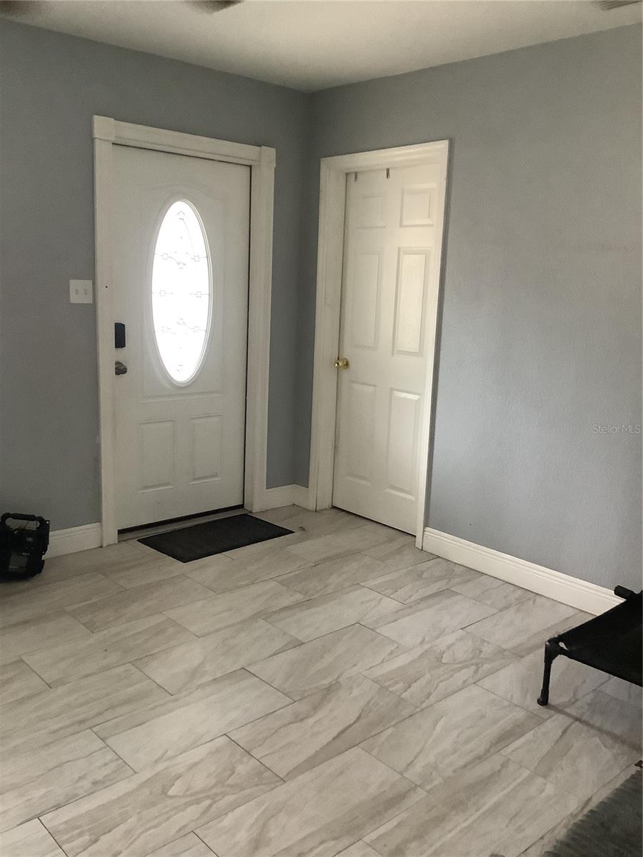 Image 11 of 19 For 4417 Perch Street