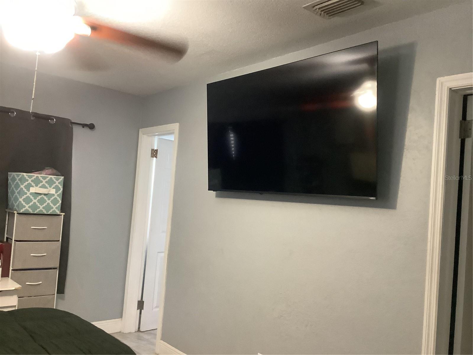 Image 9 of 19 For 4417 Perch Street