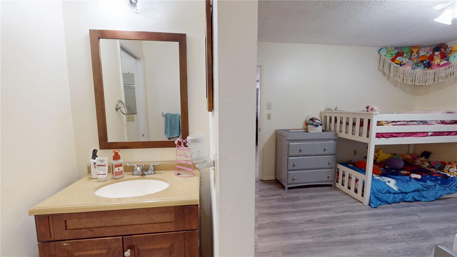 Image 23 of 36 For 2888 Bancroft Circle E 5a