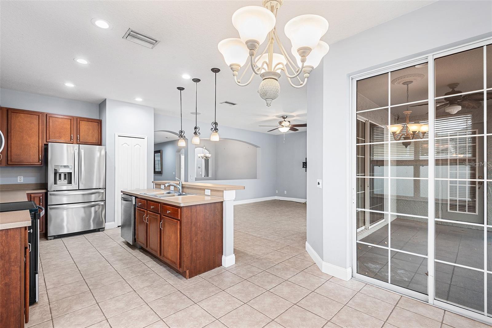 Image 11 of 21 For 18037 Lake Reflections Boulevard