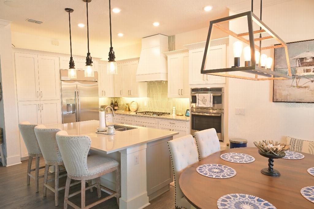 Image 11 of 49 For 513 17th Avenue E