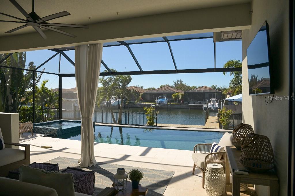 Image 23 of 49 For 513 17th Avenue E