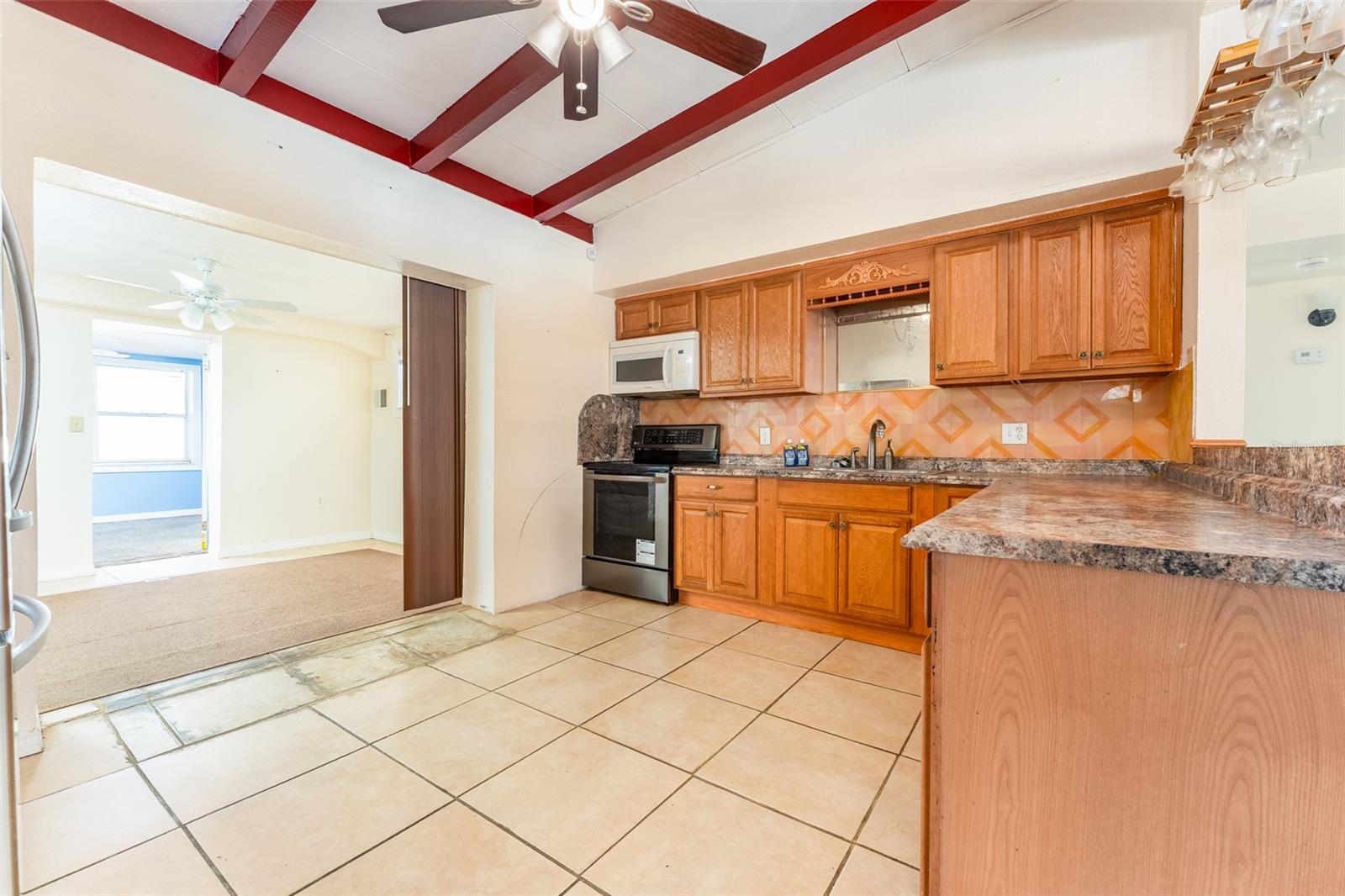 Image 18 of 38 For 4924 Washington Street