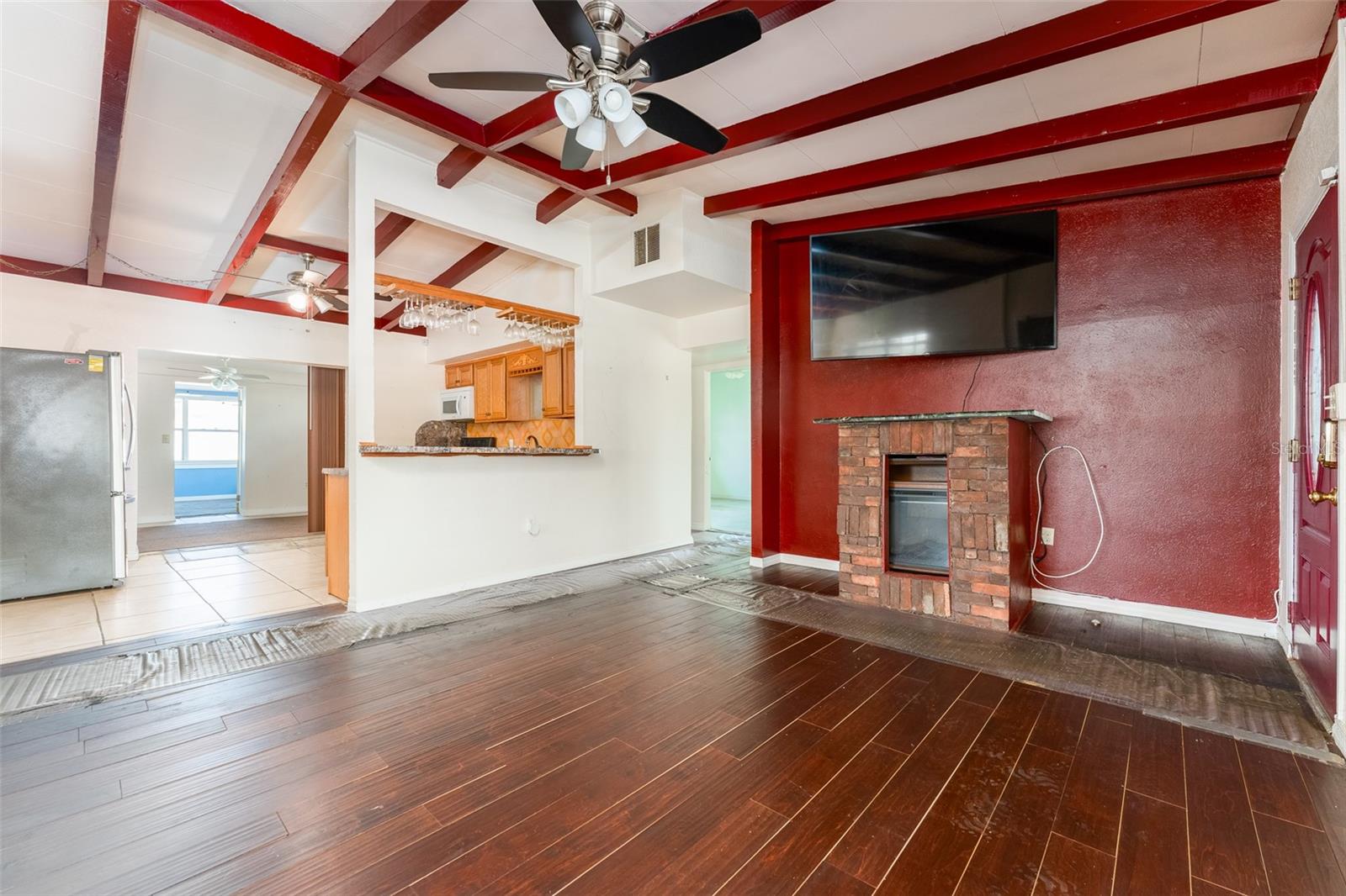 Image 22 of 38 For 4924 Washington Street