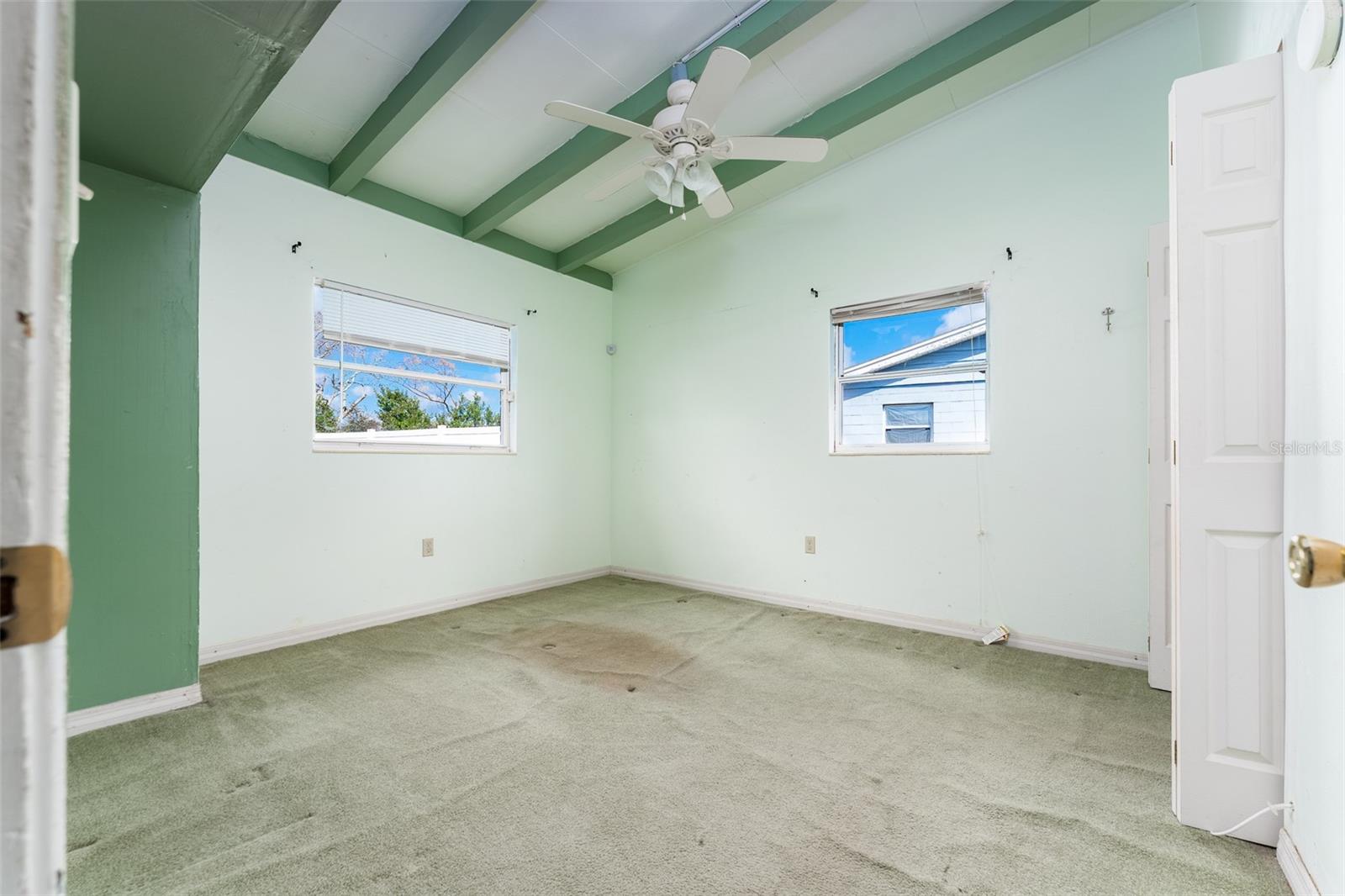 Image 25 of 38 For 4924 Washington Street