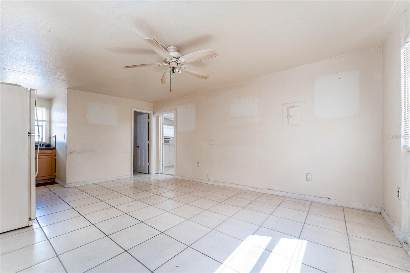 Image 38 of 38 For 4924 Washington Street