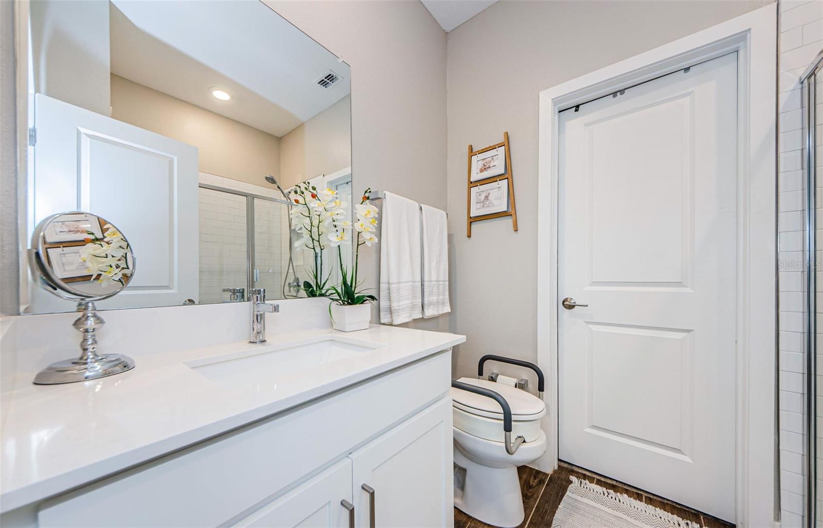 Image 33 of 69 For 2653 Longleaf Pine Point