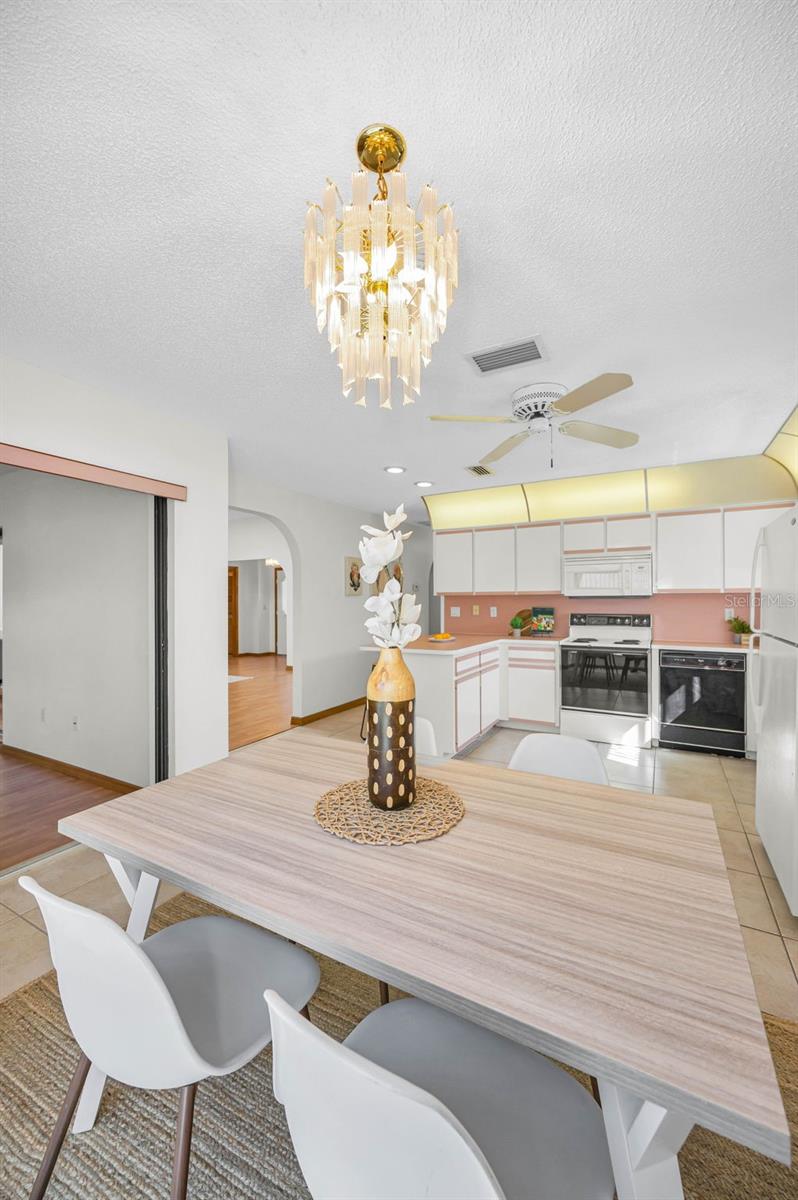 Image 27 of 33 For 4745 Swallowtail Drive