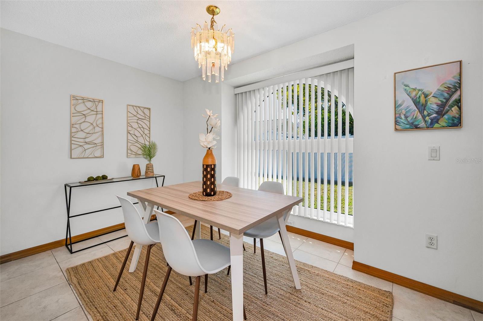 Image 5 of 33 For 4745 Swallowtail Drive