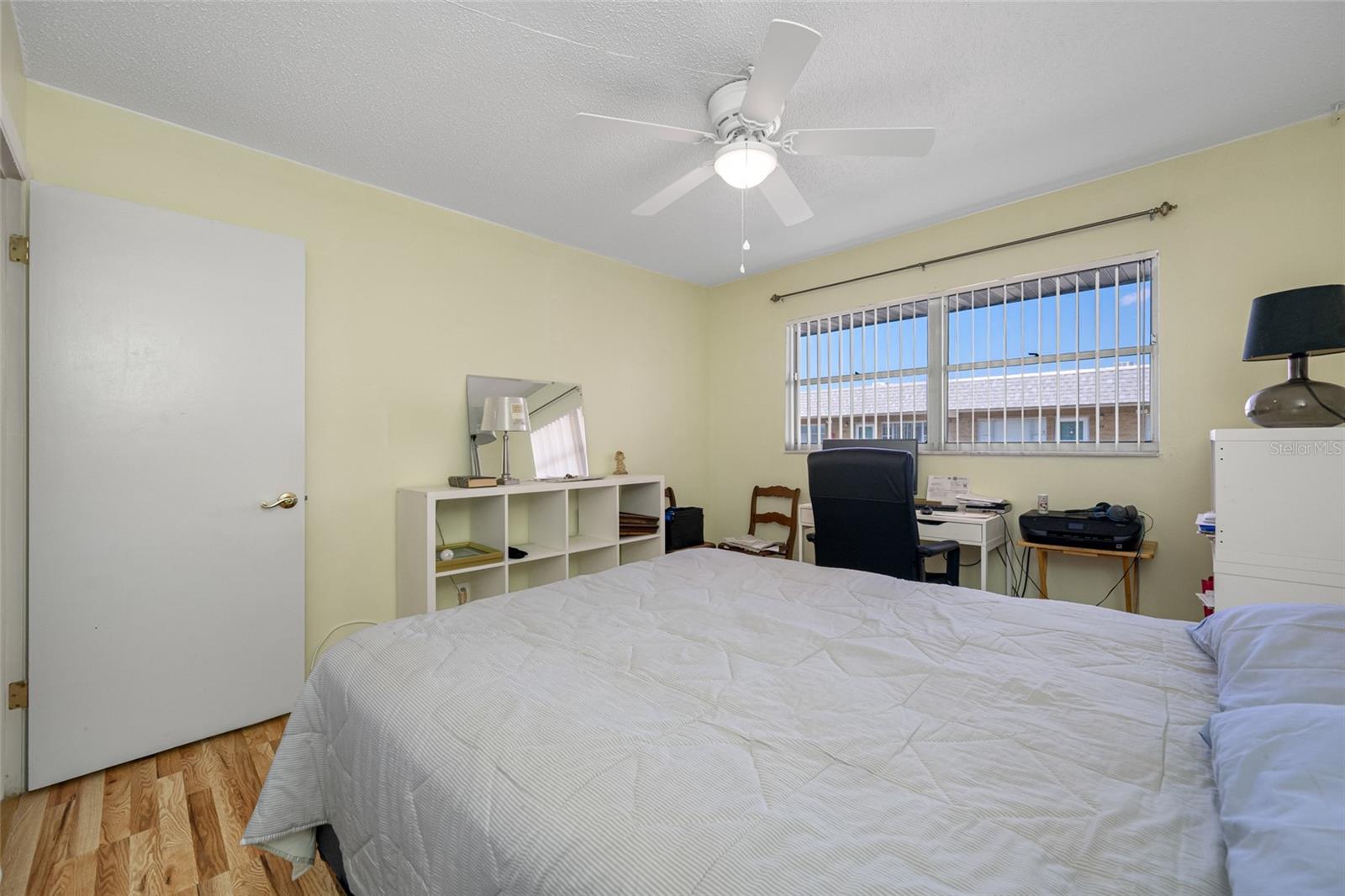 Image 28 of 37 For 5217 81st Street N 16