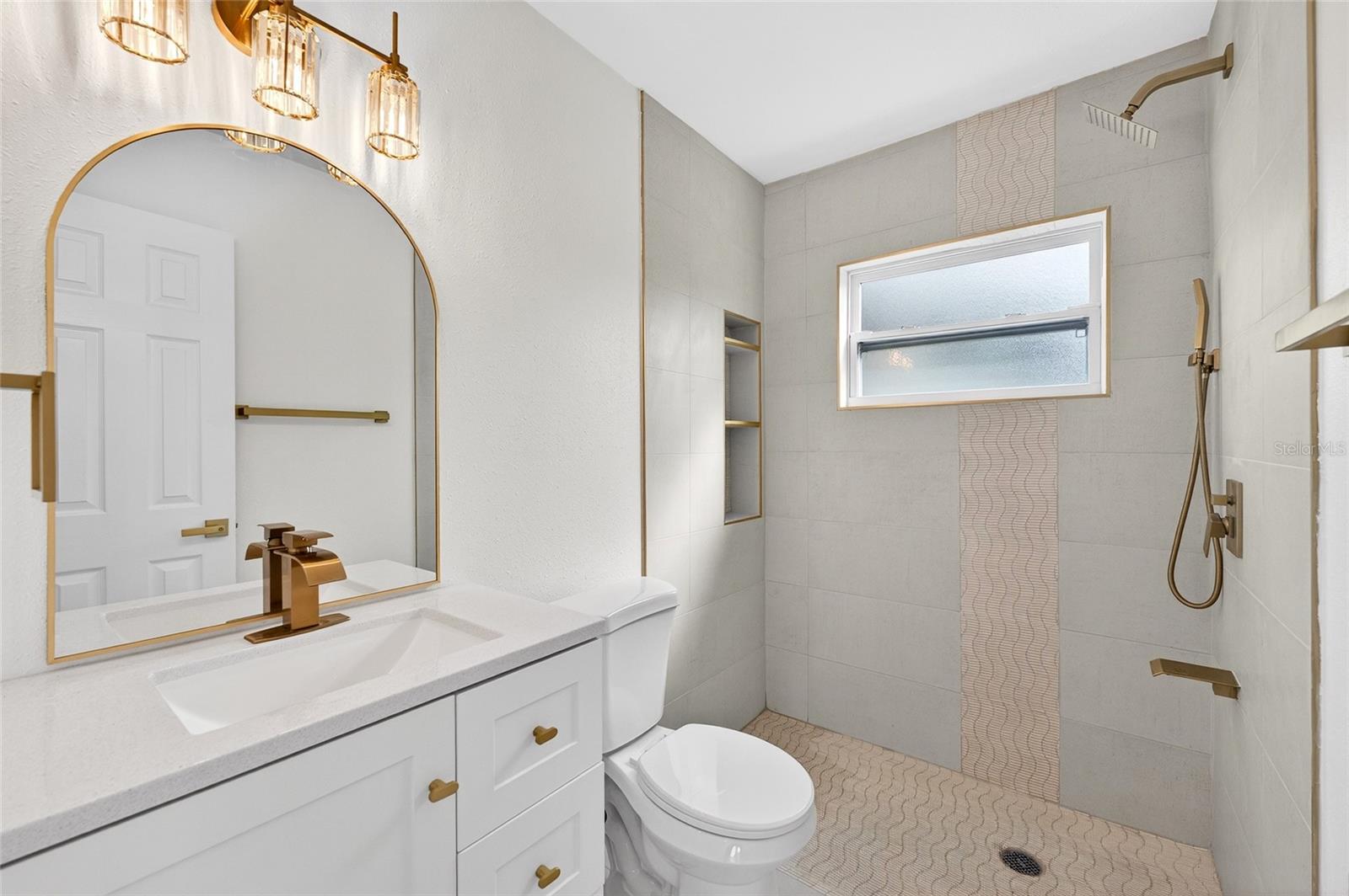 Image 13 of 30 For 662 Bryan Terrace Drive