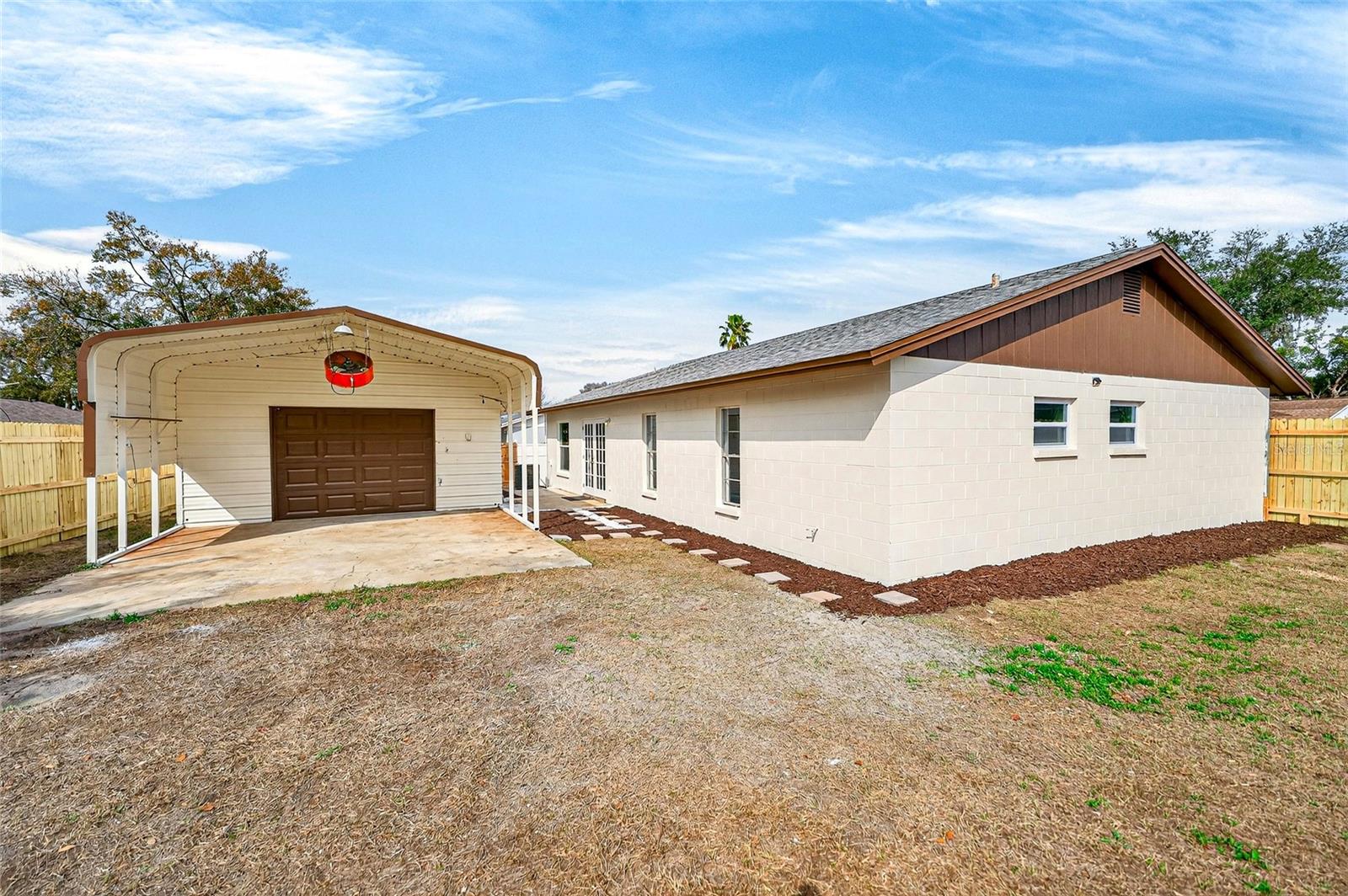 Image 21 of 30 For 662 Bryan Terrace Drive