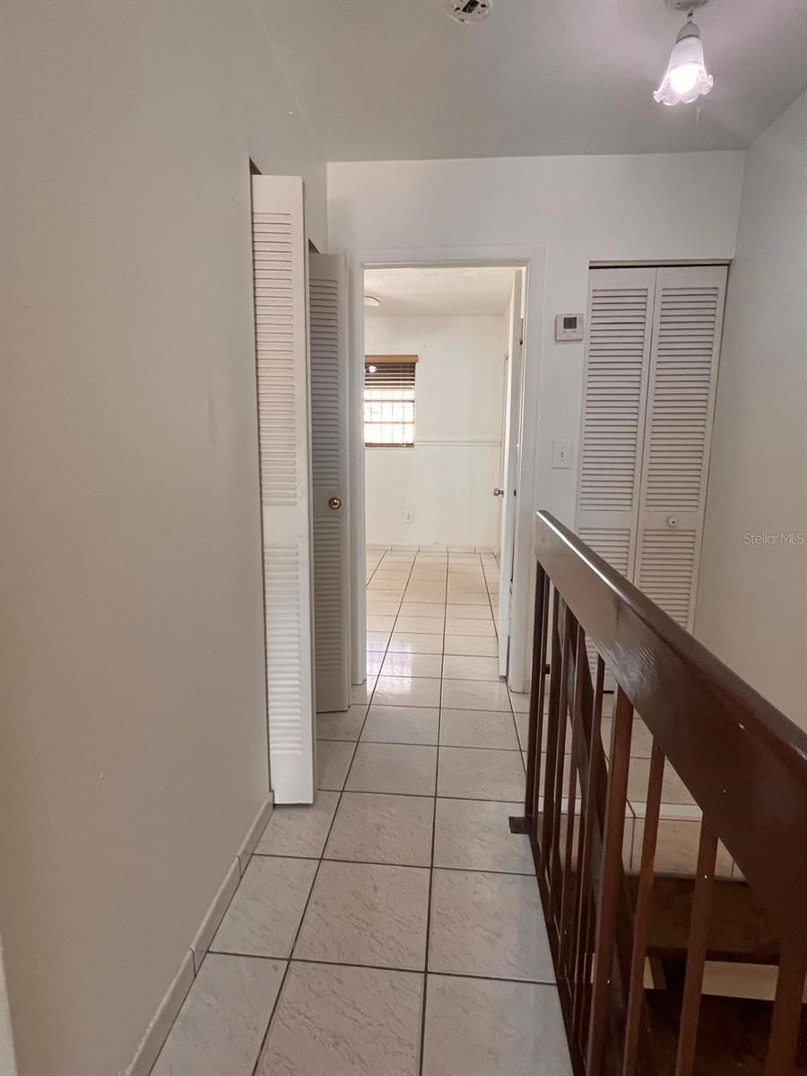 Image 10 of 39 For 5931 16th Lane 10