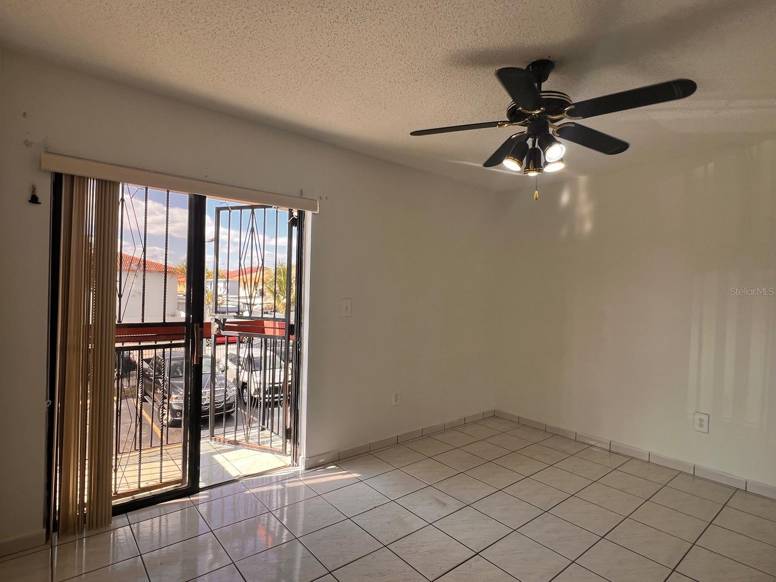 Image 14 of 39 For 5931 16th Lane 10