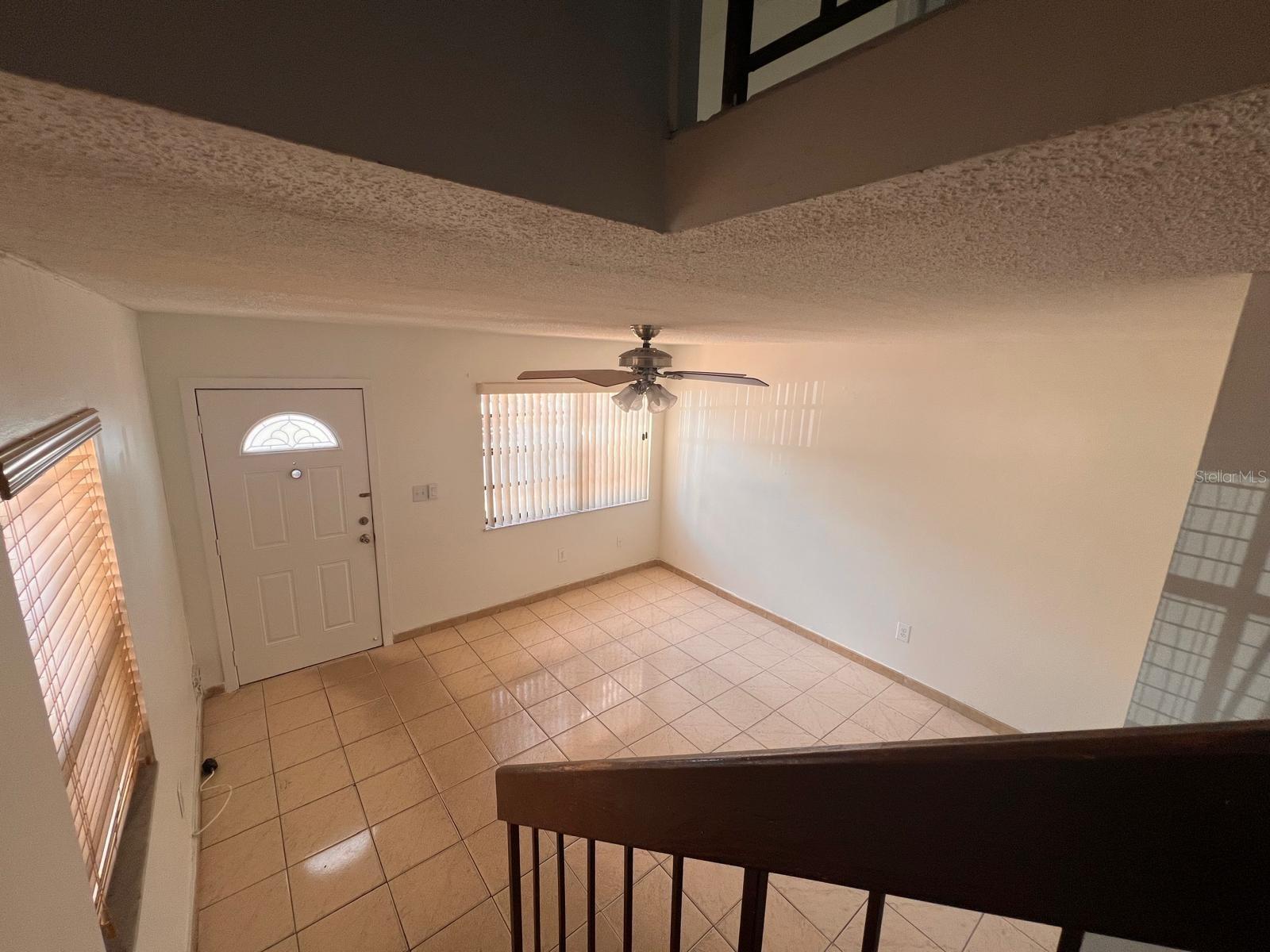 Image 6 of 39 For 5931 16th Lane 10