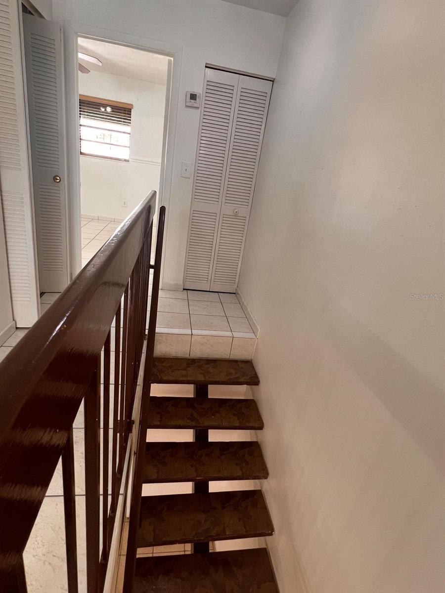 Image 9 of 39 For 5931 16th Lane 10