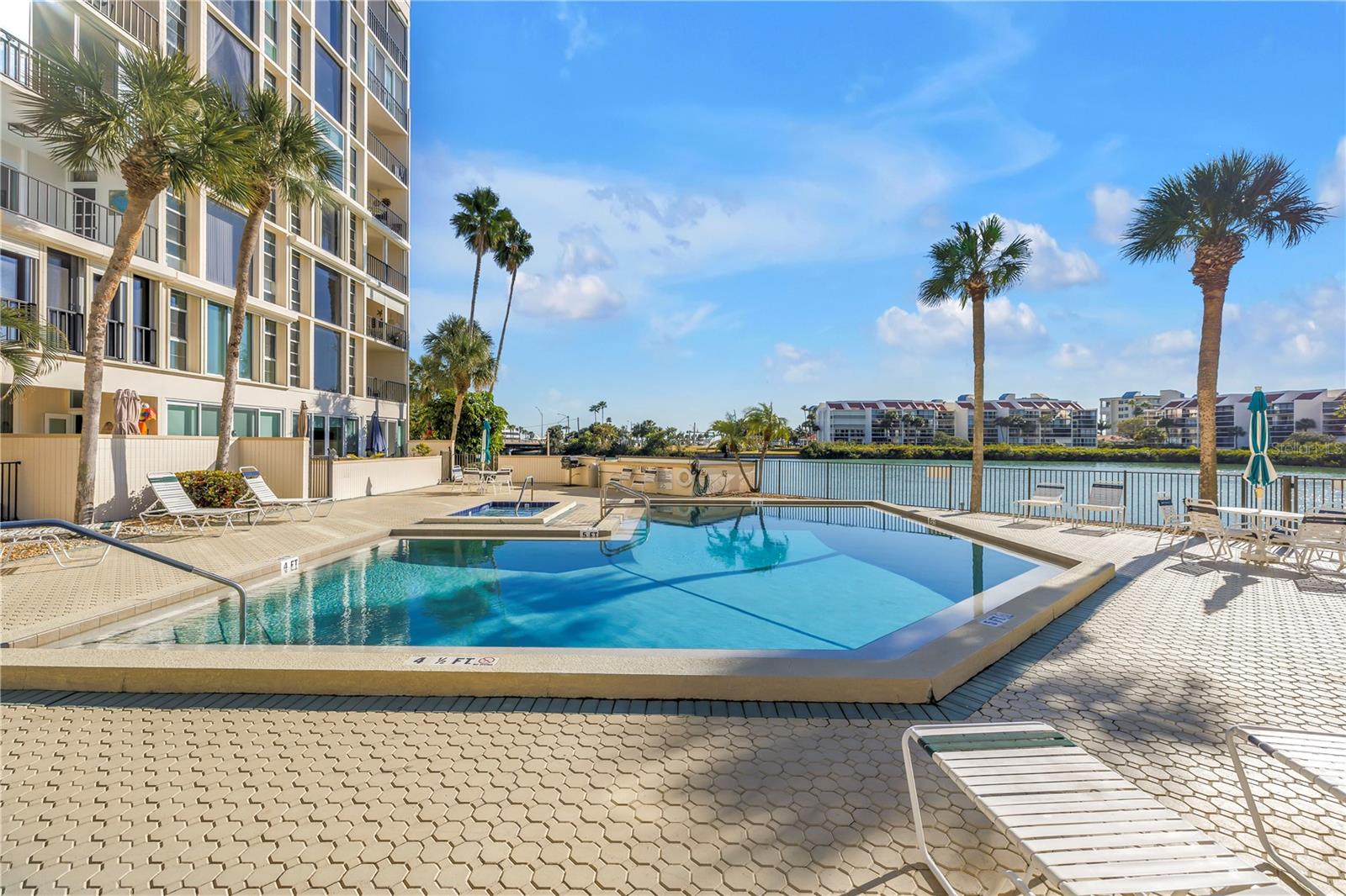 Image 60 of 92 For 7400 Sun Island Drive S 103