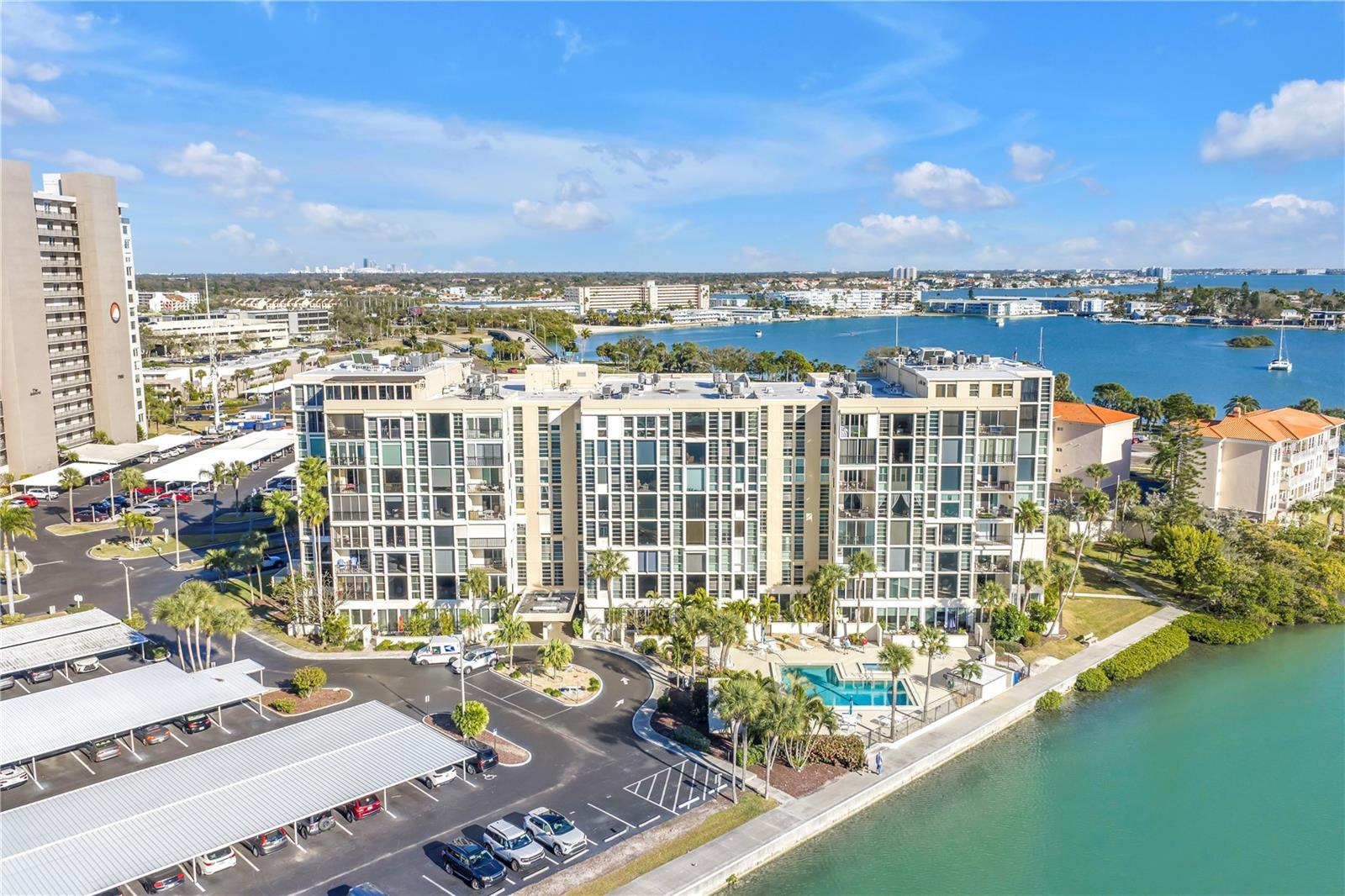 Image 61 of 92 For 7400 Sun Island Drive S 103