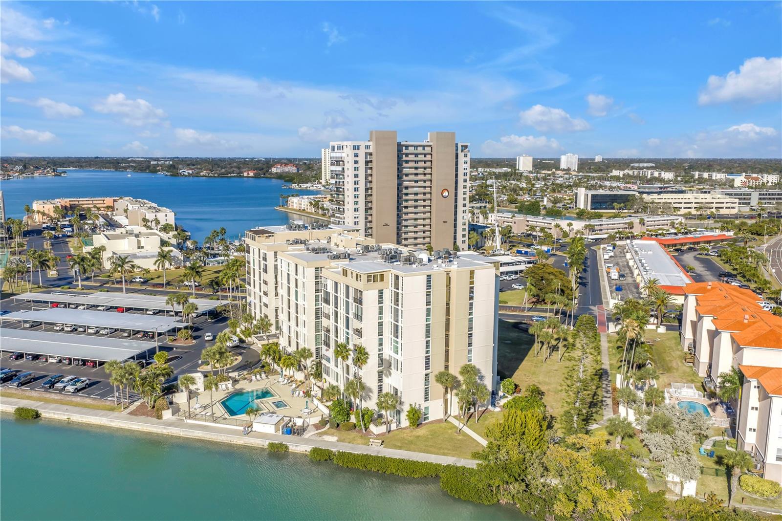 Image 63 of 92 For 7400 Sun Island Drive S 103