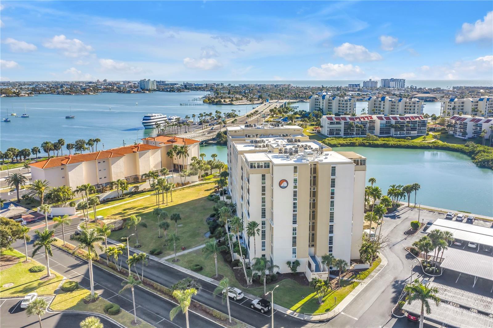 Image 67 of 92 For 7400 Sun Island Drive S 103