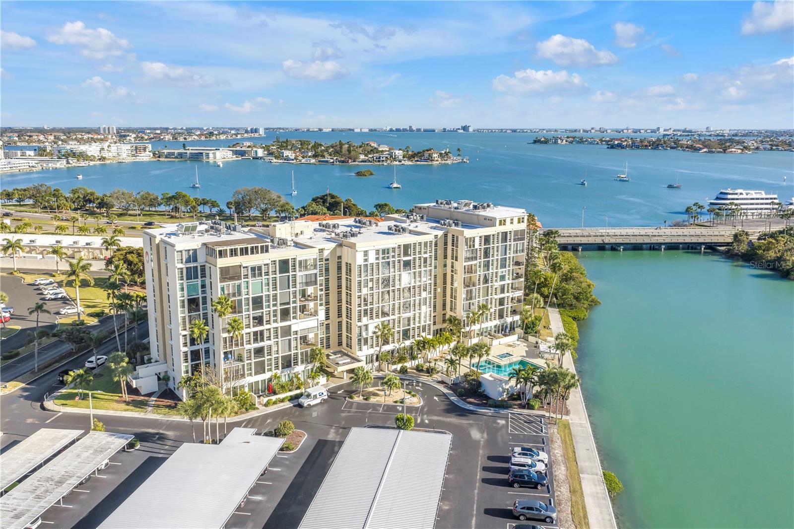 Image 69 of 92 For 7400 Sun Island Drive S 103