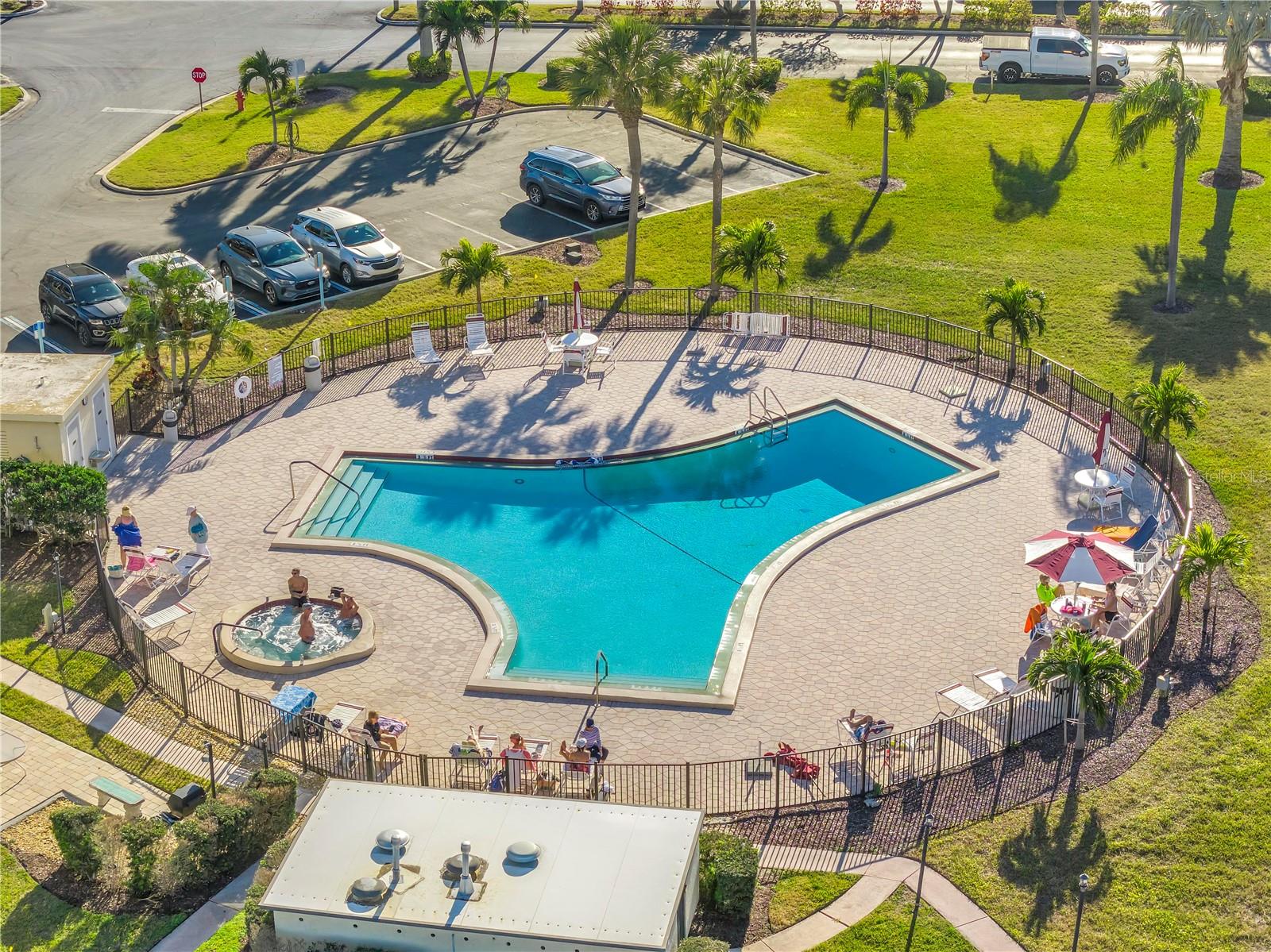 Image 76 of 92 For 7400 Sun Island Drive S 103