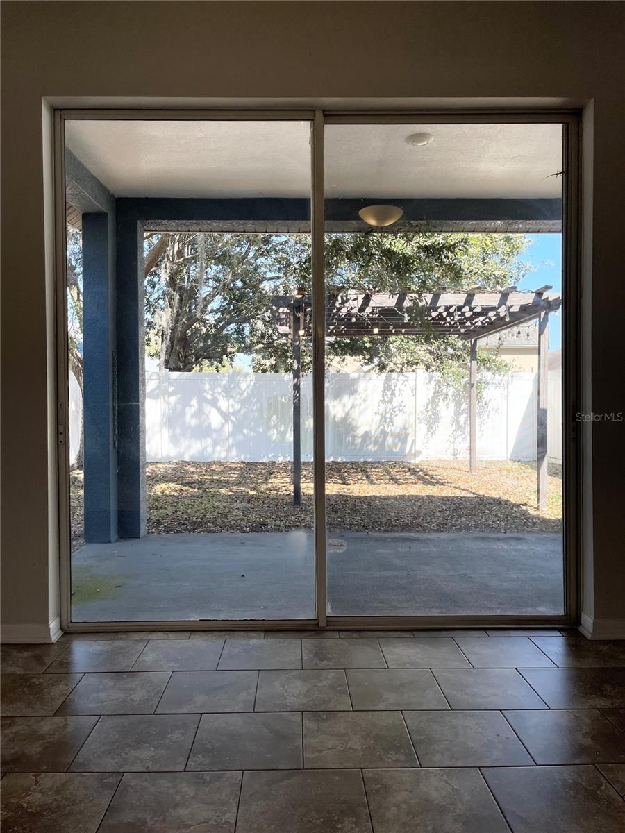 Image 14 of 35 For 3009 Clover Blossom Circle