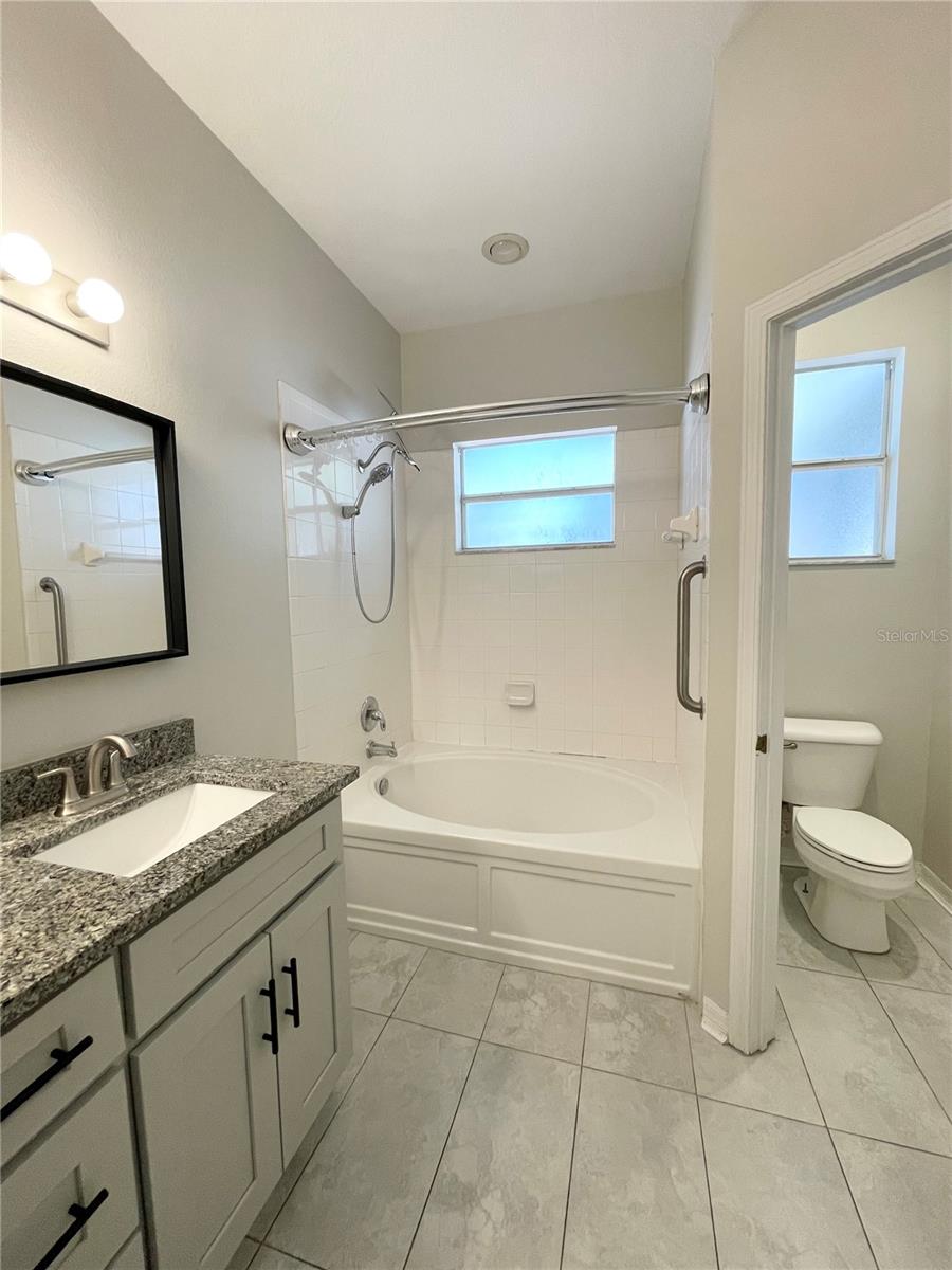 Image 21 of 35 For 3009 Clover Blossom Circle