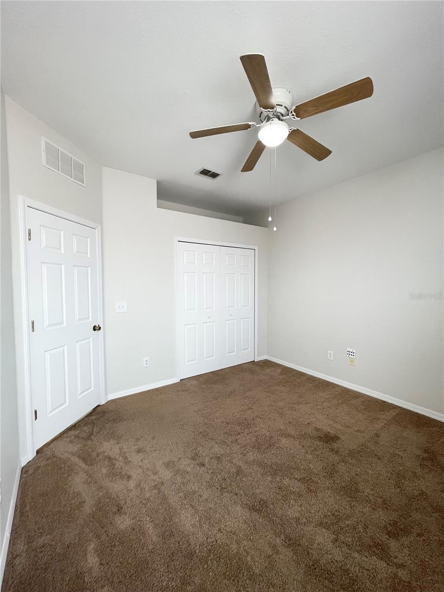 Image 25 of 35 For 3009 Clover Blossom Circle