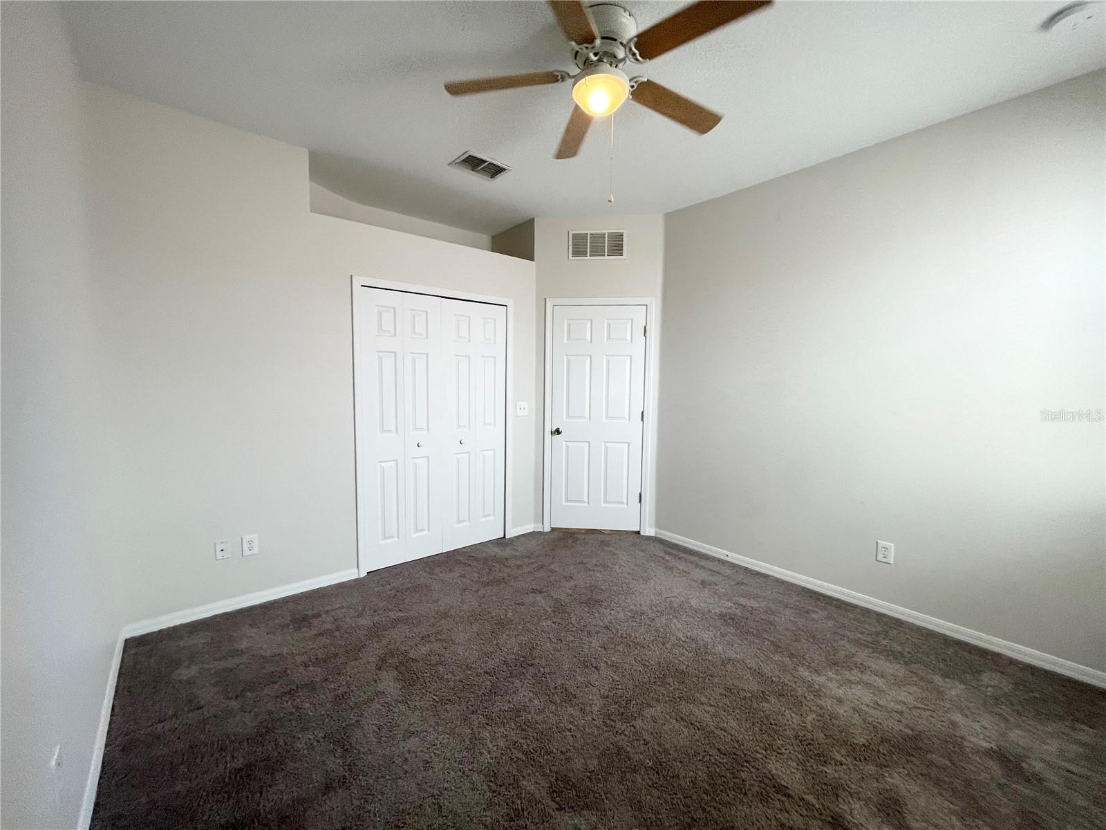 Image 29 of 35 For 3009 Clover Blossom Circle