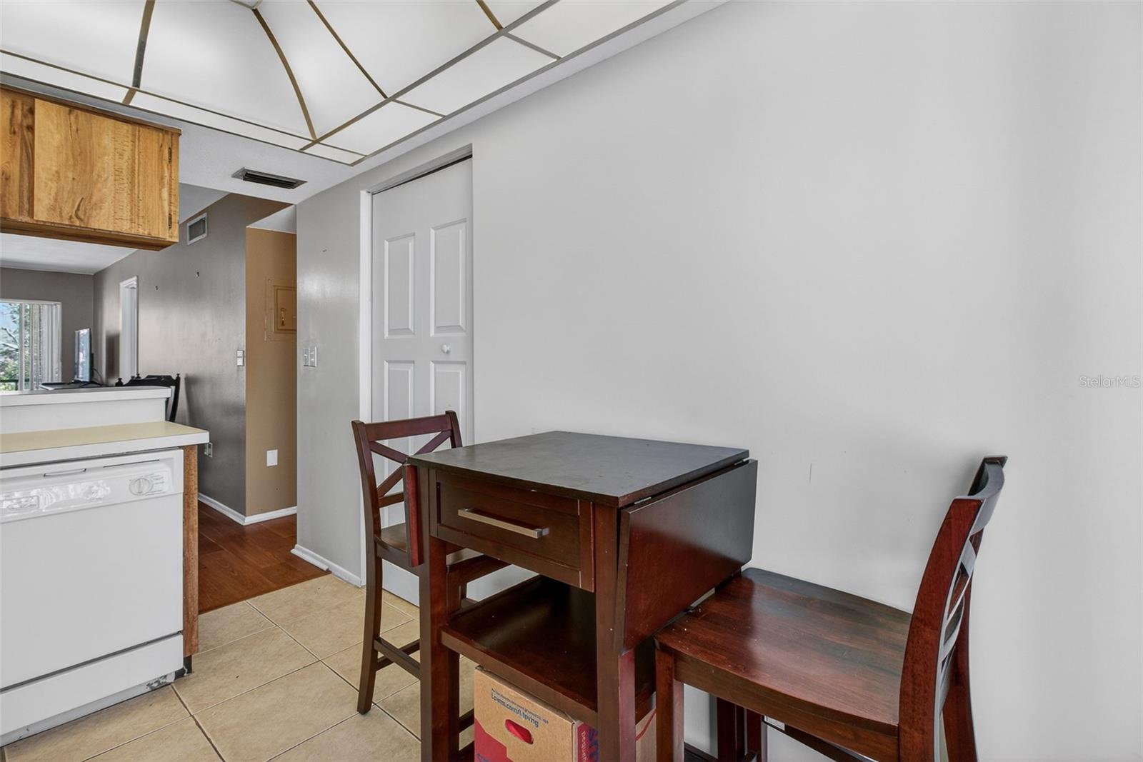 Image 10 of 33 For 208 Cypress Court