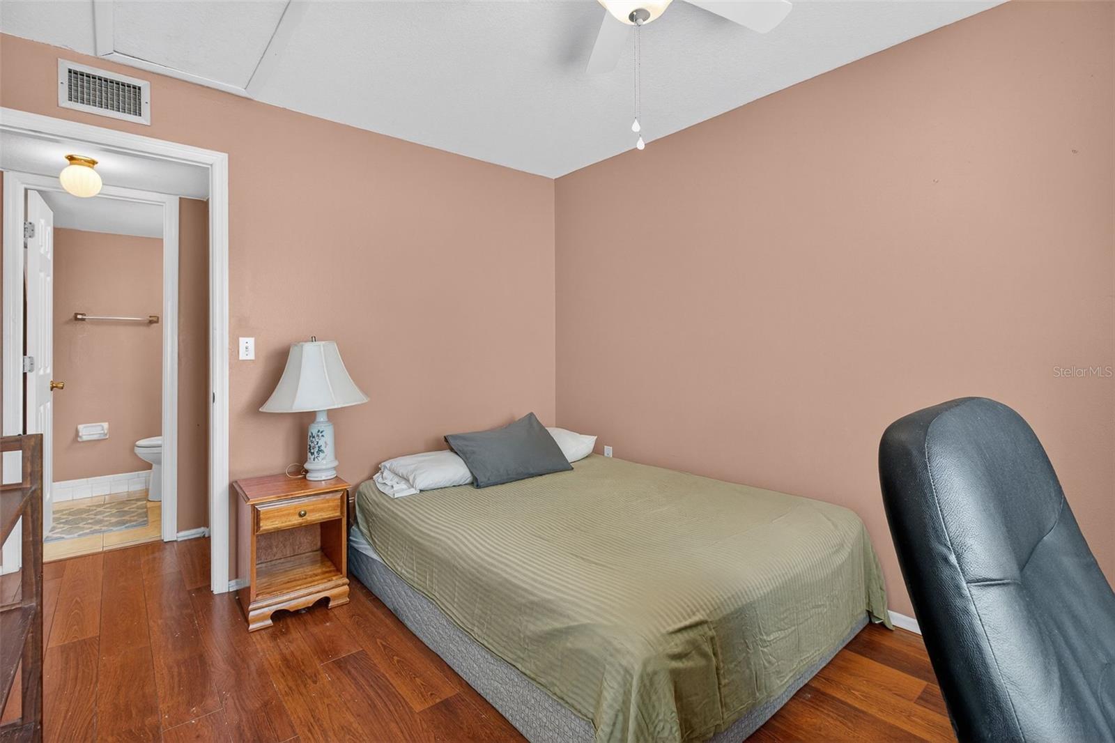 Image 22 of 33 For 208 Cypress Court