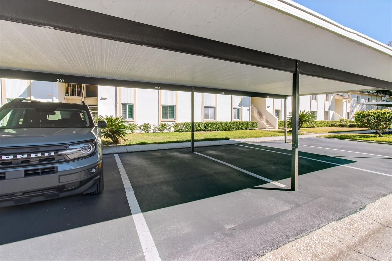 Image 25 of 33 For 208 Cypress Court