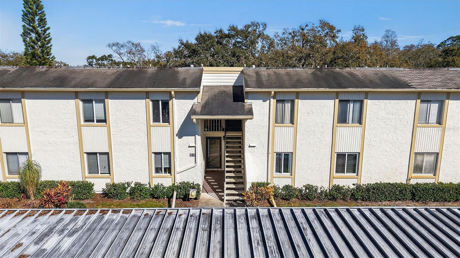 Image 28 of 33 For 208 Cypress Court